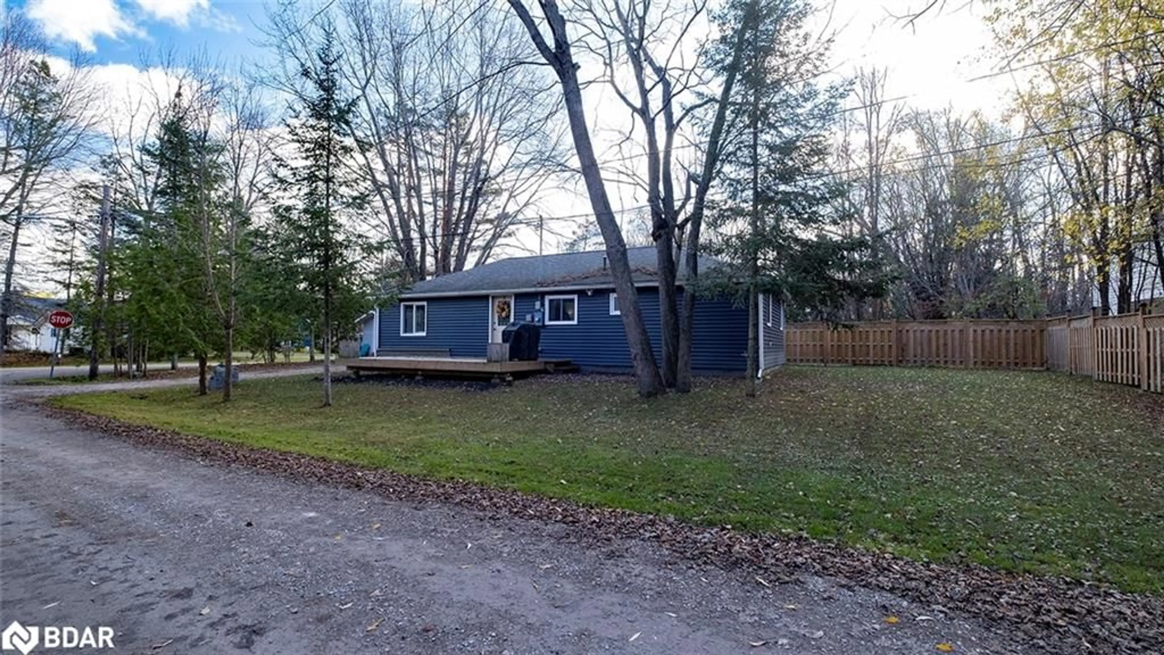 Frontside or backside of a home, cottage for 30 Hearthstone Dr, Tay Ontario L0K 2C0