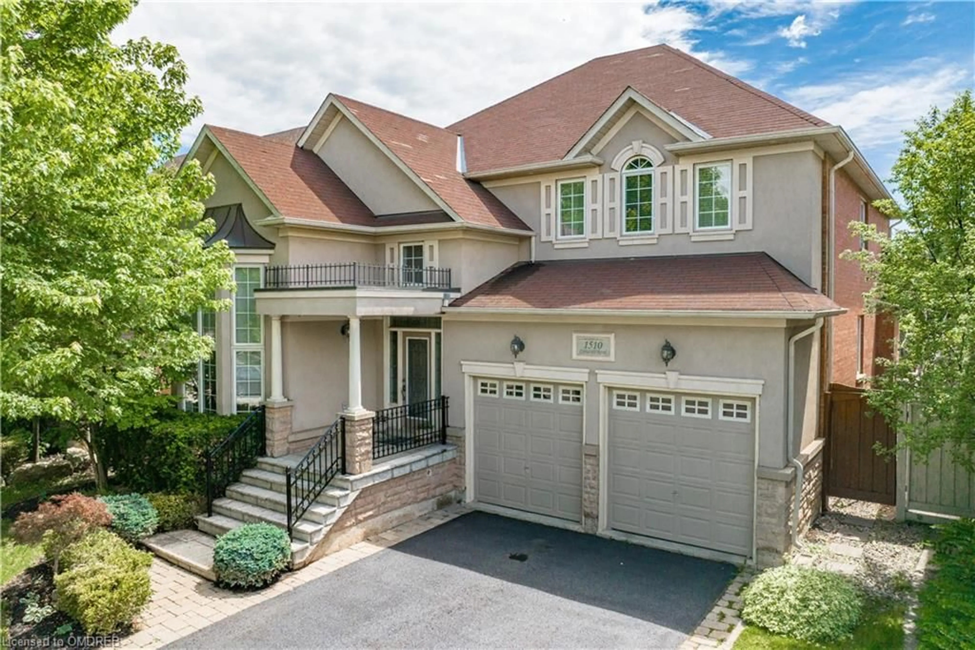 Frontside or backside of a home, cottage for 1510 Craigleith Rd, Oakville Ontario L6H 7W3