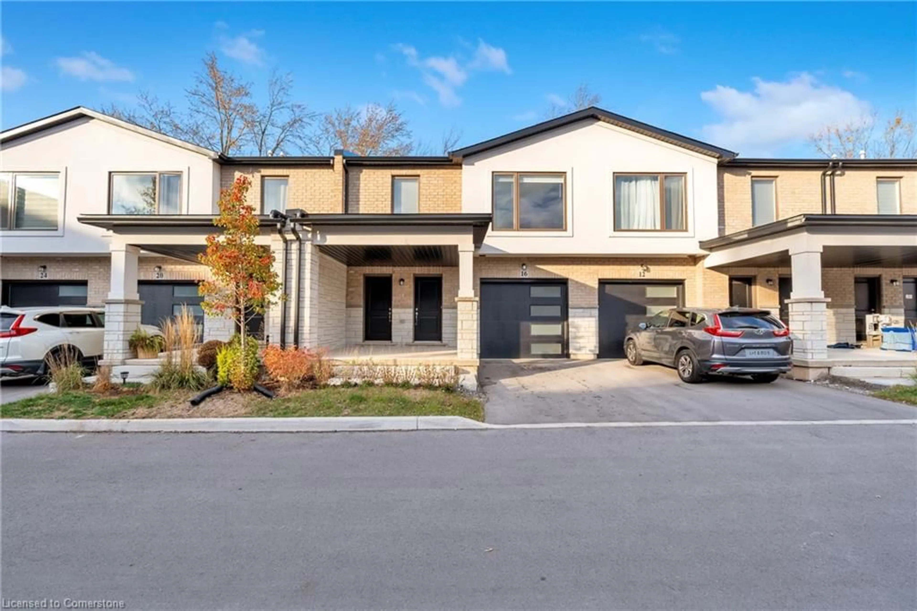 Frontside or backside of a home, the street view for 16 Alayche Trail, Welland Ontario L3C 0J7