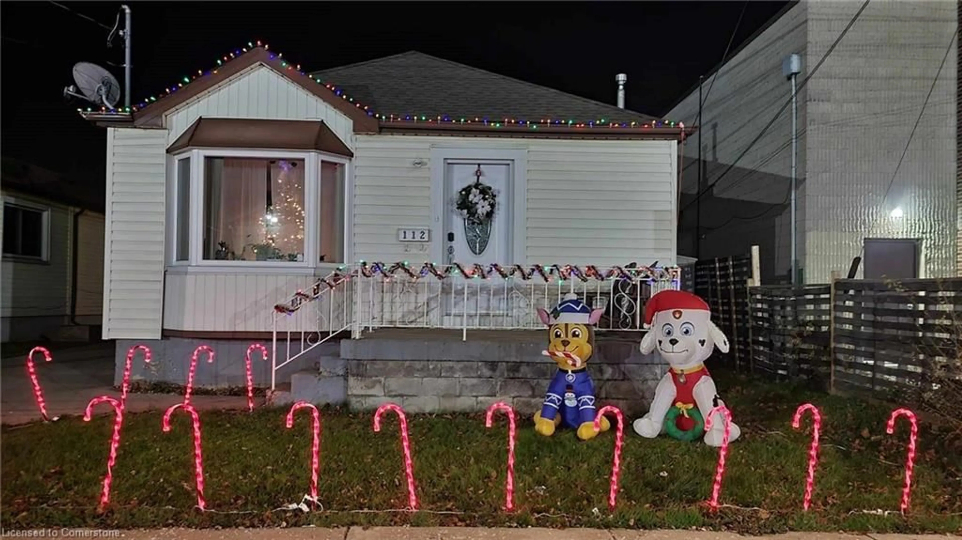 A pic from exterior of the house or condo, the street view for 112 Rosewood Rd, Hamilton Ontario L8K 3J1