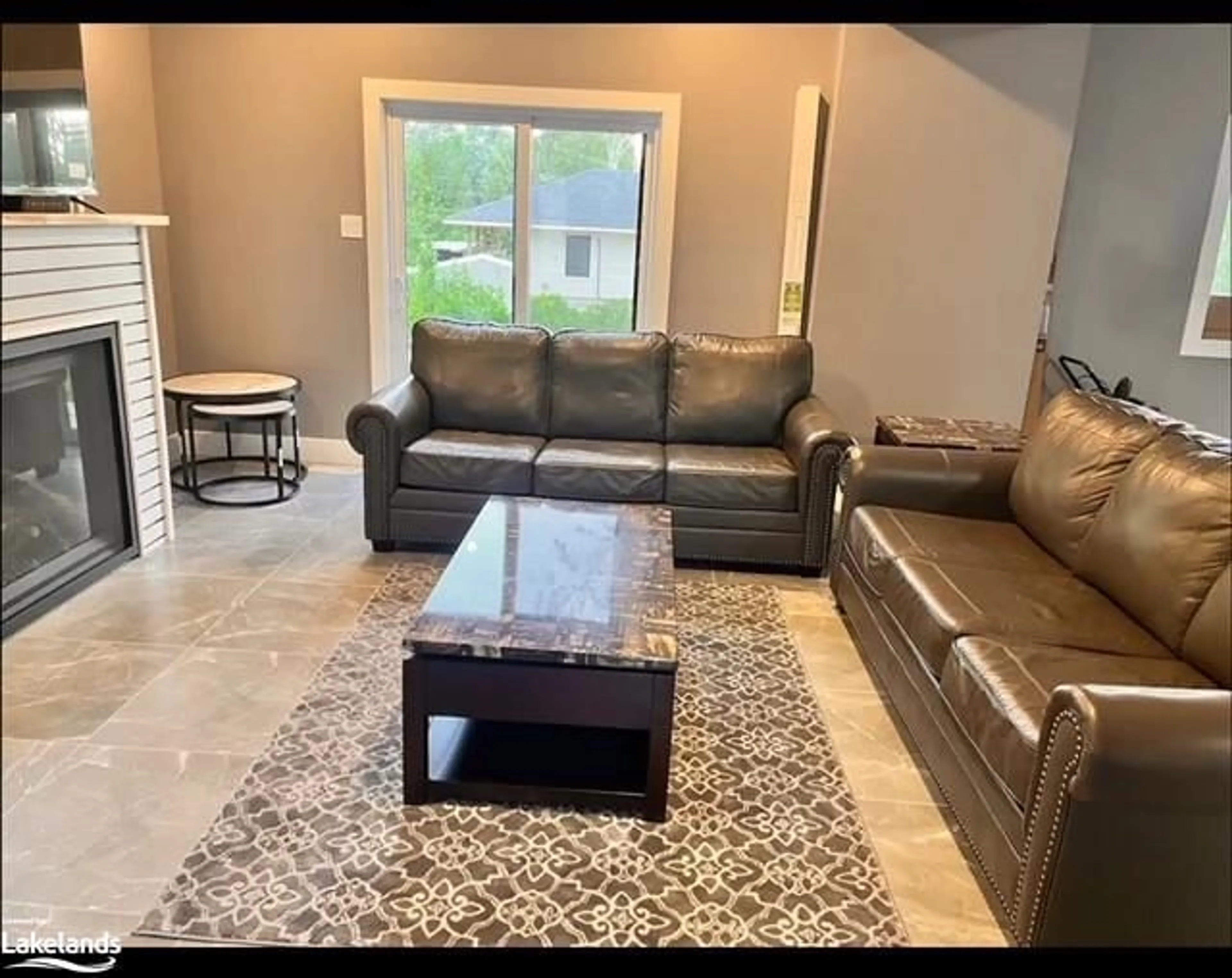 Living room, carpet floors for 20 Sauble Falls Pky, Sauble Beach Ontario N0H 2G0