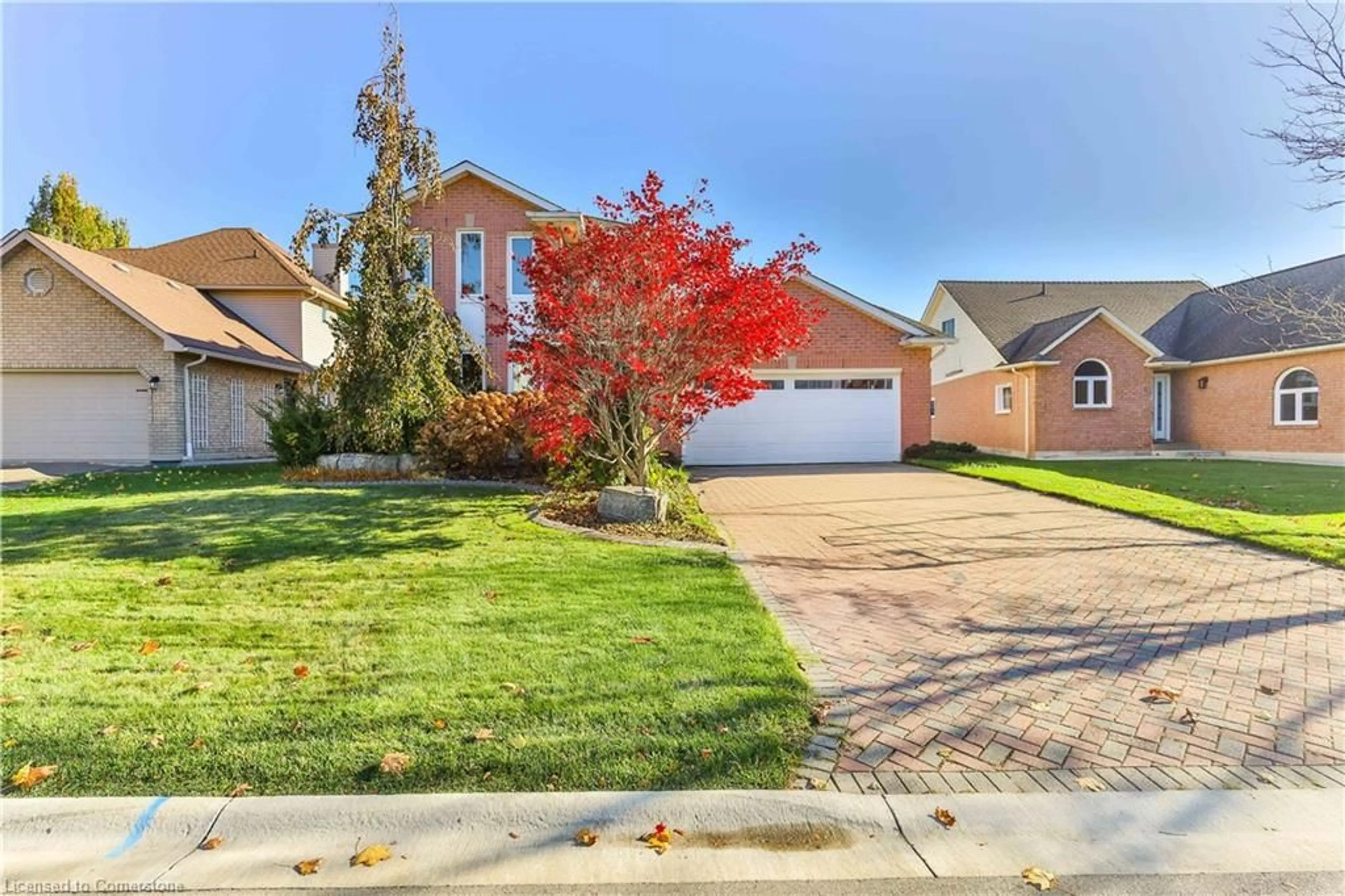 Frontside or backside of a home, the street view for 12 Kilty Crt, Caledonia Ontario N3W 1G7