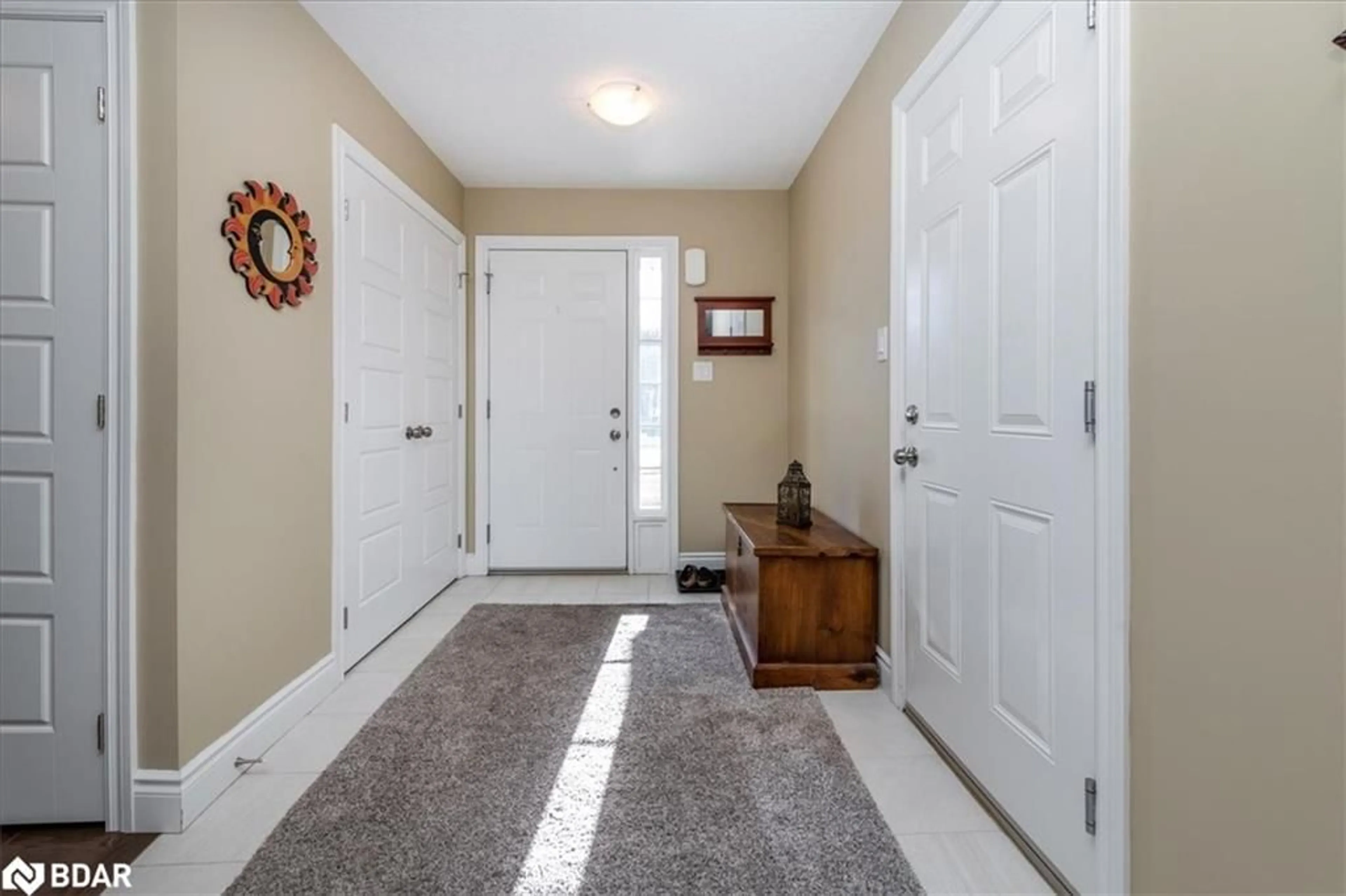 Indoor entryway, wood floors for 26 Hunter Ave, Victoria Harbour Ontario L0K 2A0