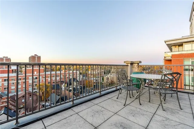 Additional property image - 399 Elizabeth St Unit 611