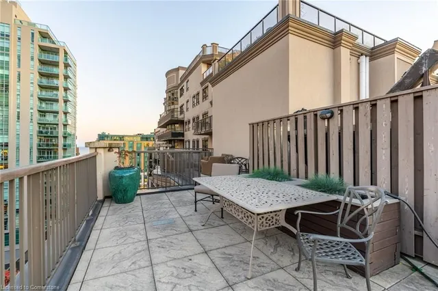 Additional property image - 399 Elizabeth St Unit 611