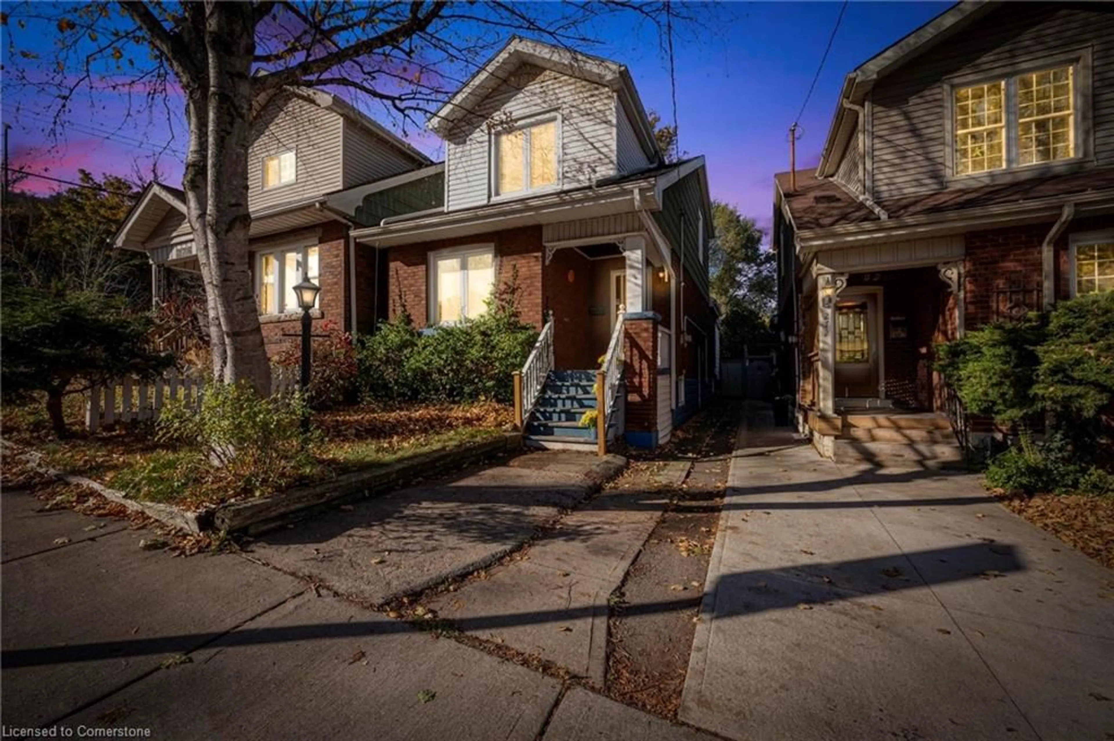 Frontside or backside of a home, the street view for 274 Edgemont St, Hamilton Ontario L8K 2J2