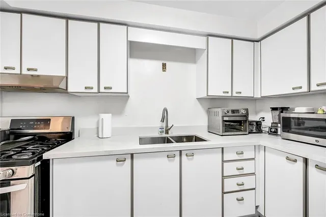 Additional property image - 136 Essling Ave