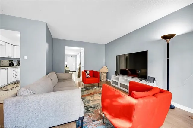Additional property image - 136 Essling Ave