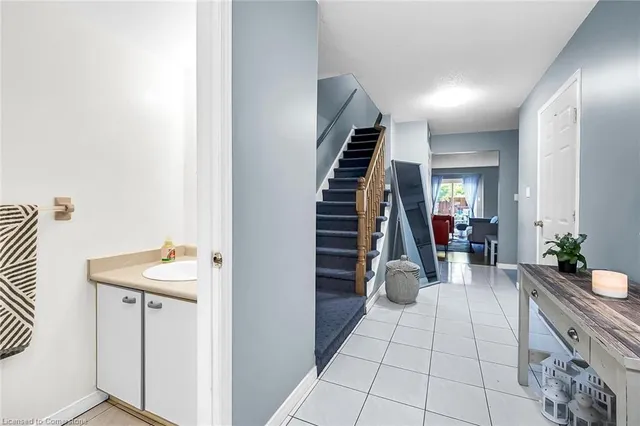 Additional property image - 136 Essling Ave