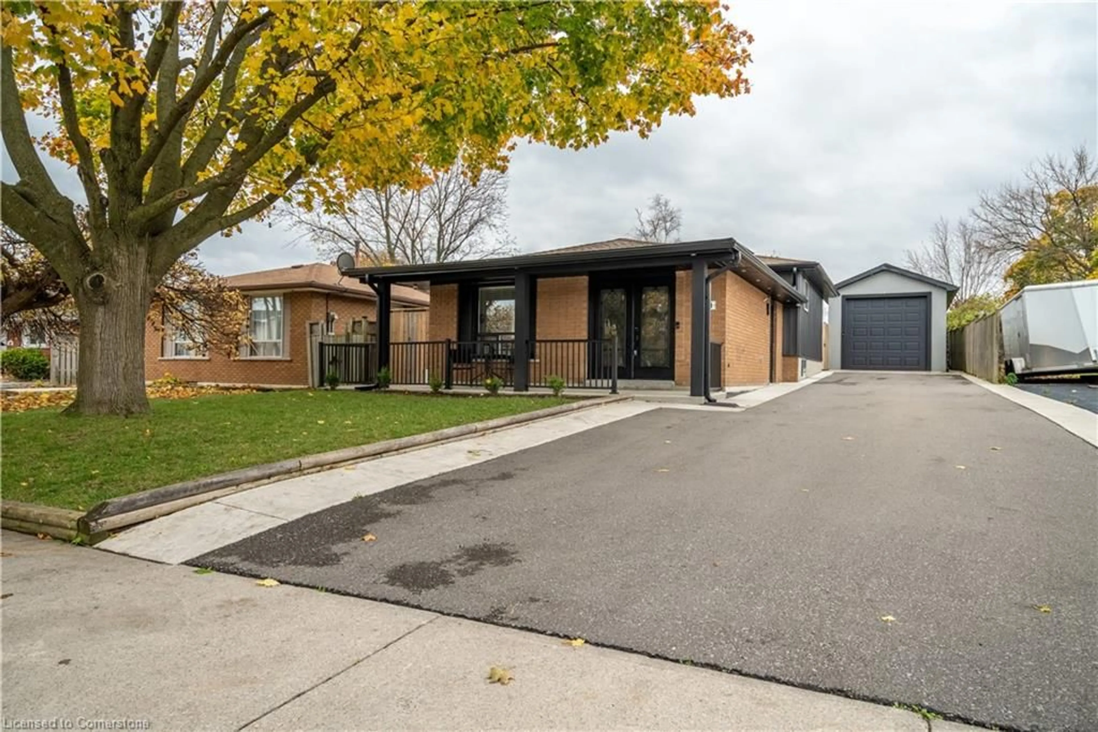 Frontside or backside of a home, the street view for 100 Boston Cres, Hamilton Ontario L8T 4N2