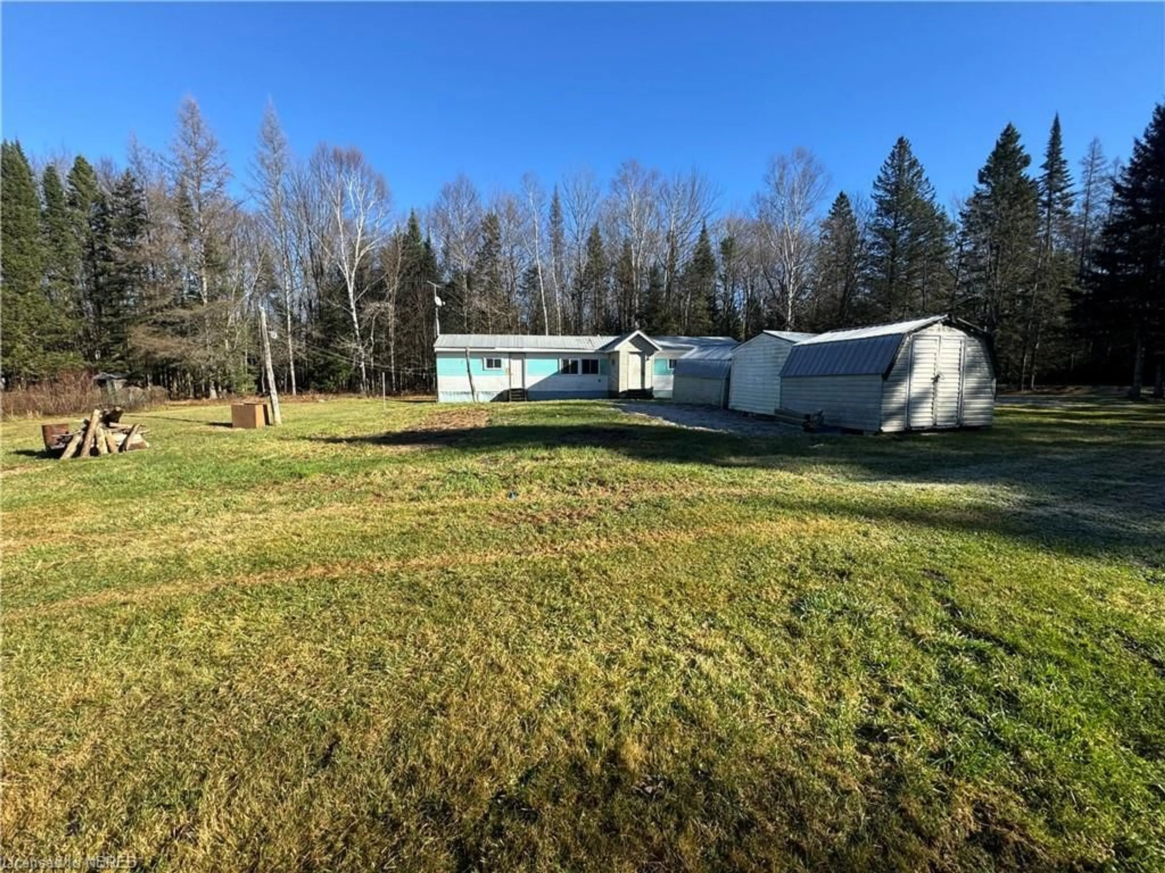 Frontside or backside of a home, cottage for 526 Star Lake Rd, Emsdale Ontario P0A 1J0