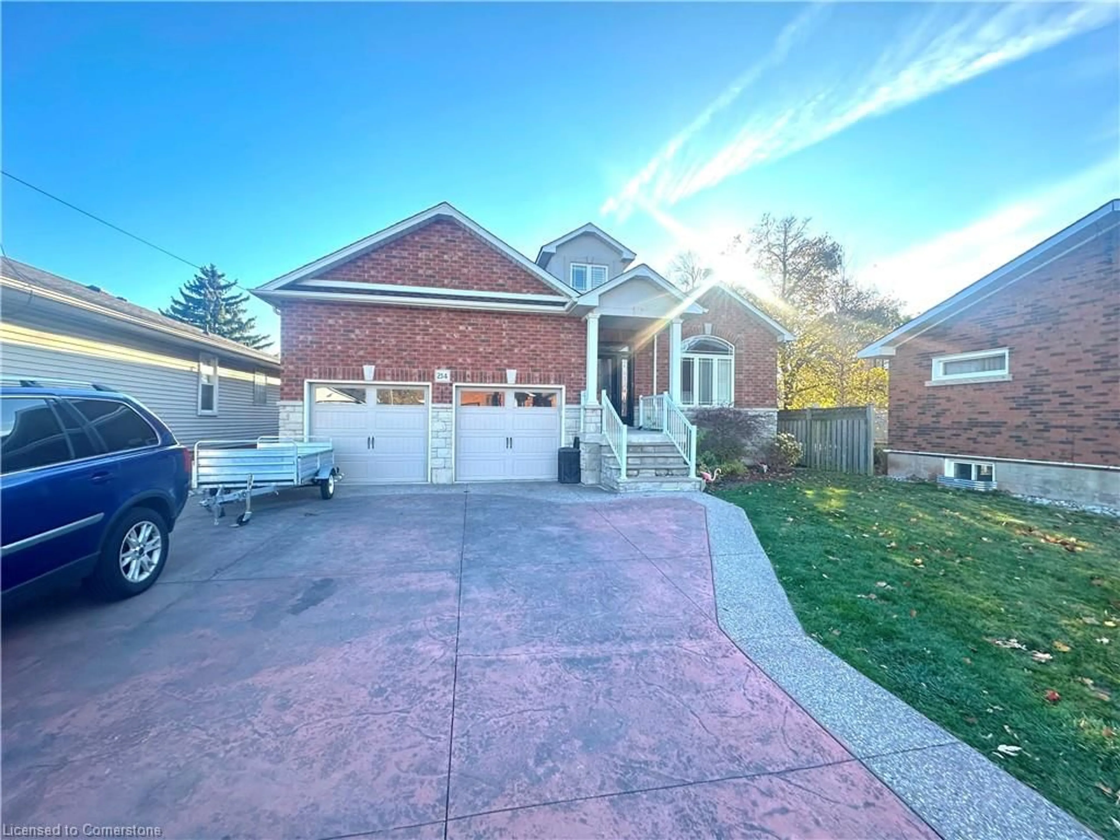 Frontside or backside of a home, the street view for 214 Millen Rd, Hamilton Ontario L8E 2G7