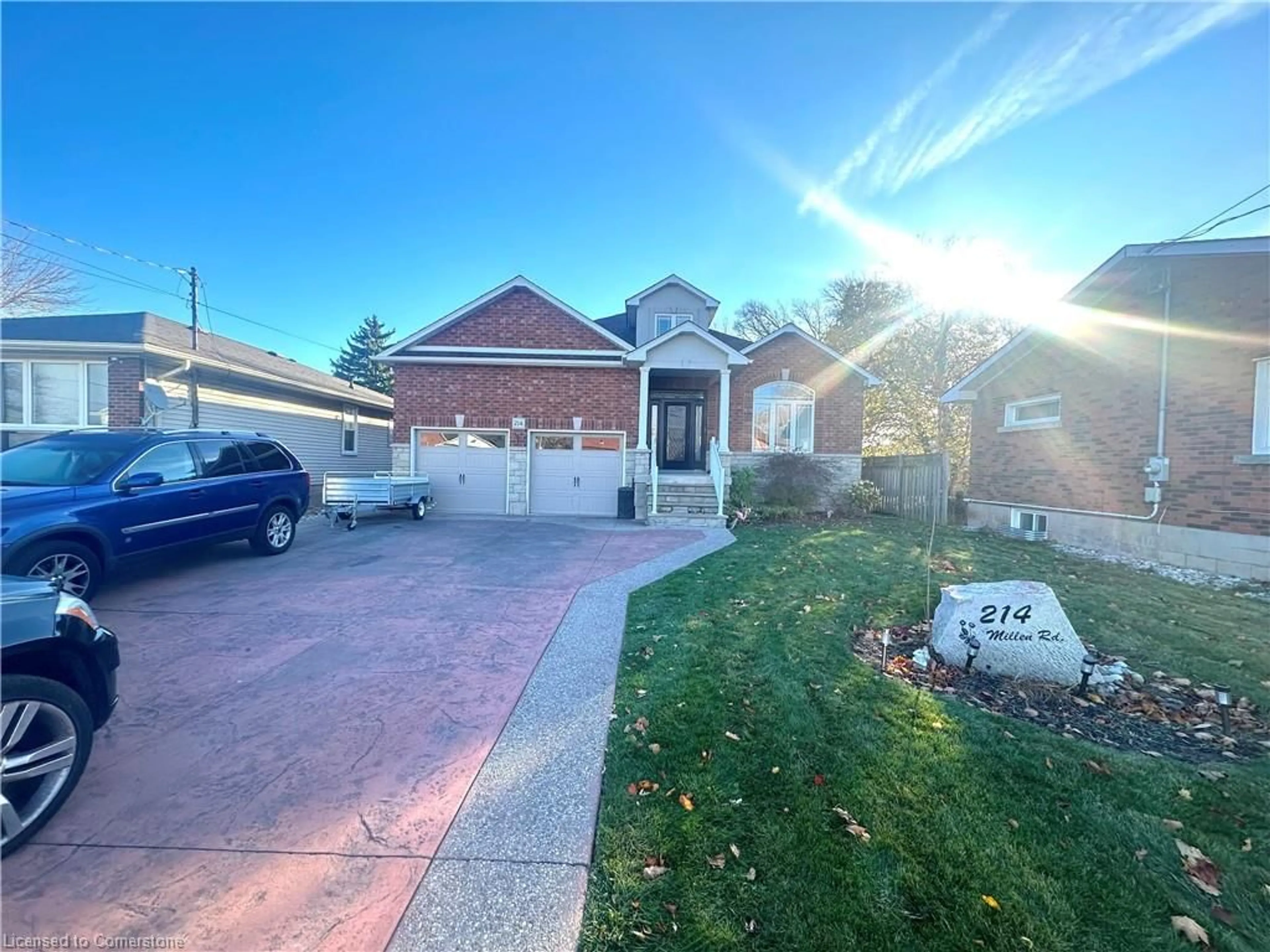 Frontside or backside of a home, the street view for 214 Millen Rd, Hamilton Ontario L8E 2G7