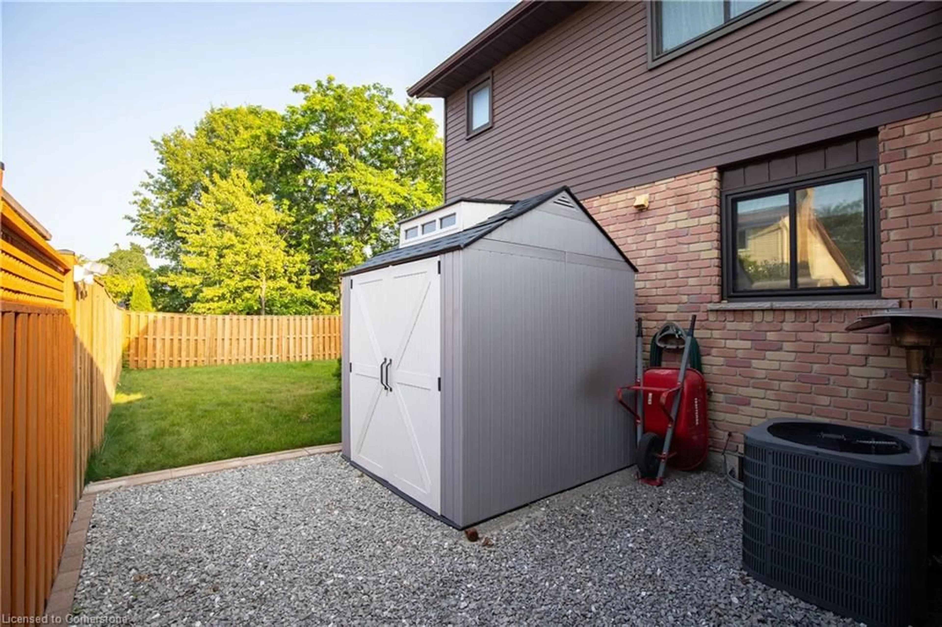 Shed for 76 Pinewarbler Dr, Hamilton Ontario L9A 4Z9