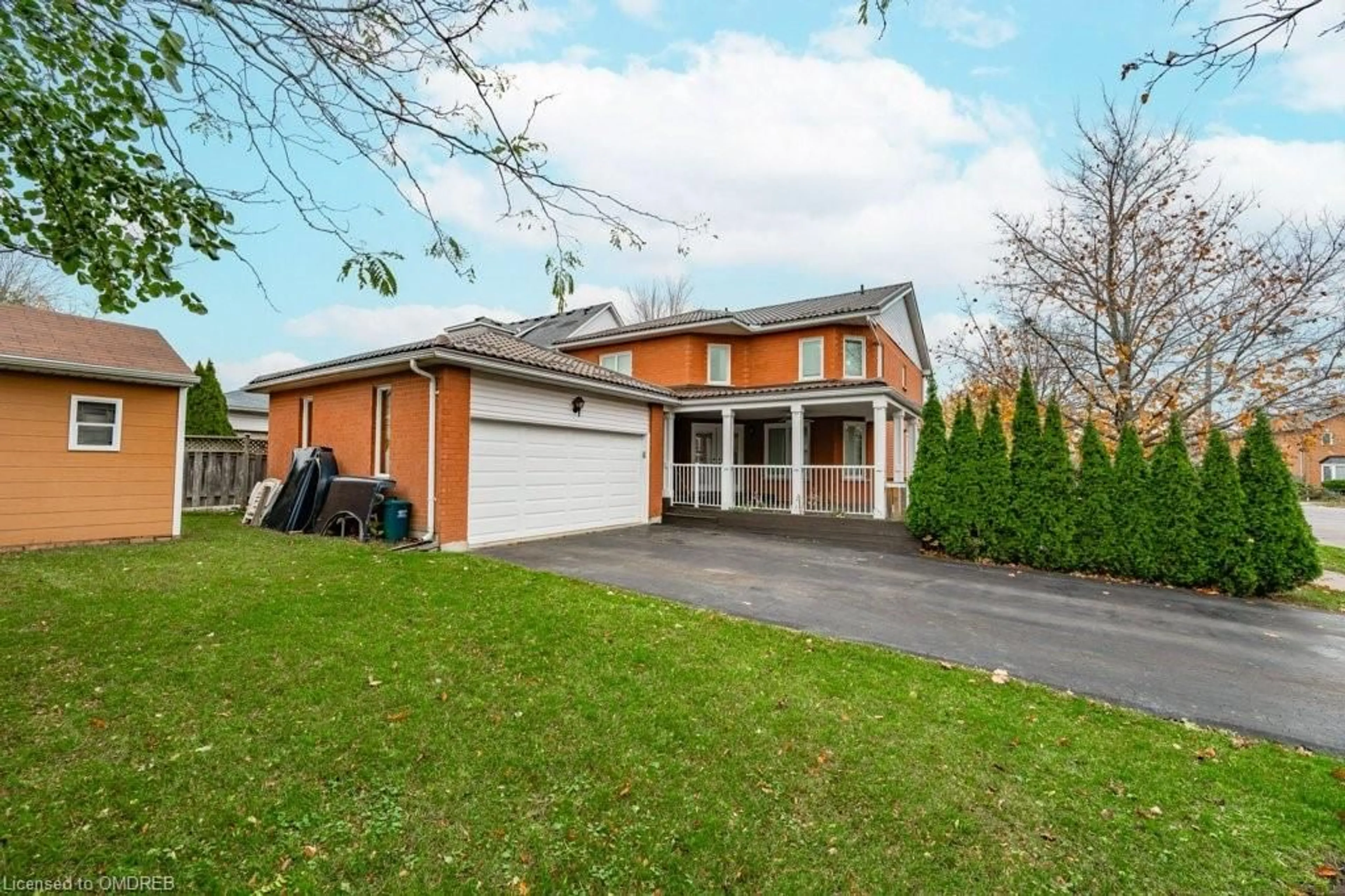 Frontside or backside of a home, cottage for 265 River Glen Blvd, Oakville Ontario L6H 5Y1