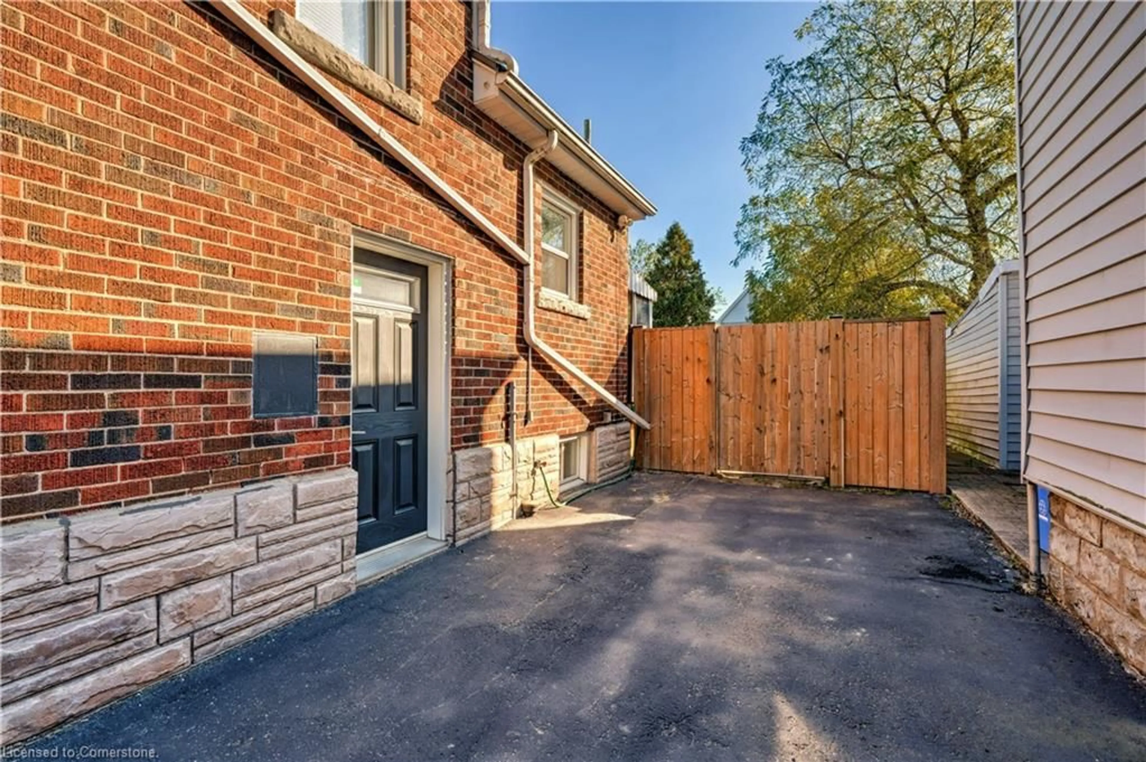 Home with brick exterior material for 97 Knyvet Ave, Hamilton Ontario L9A 3J6