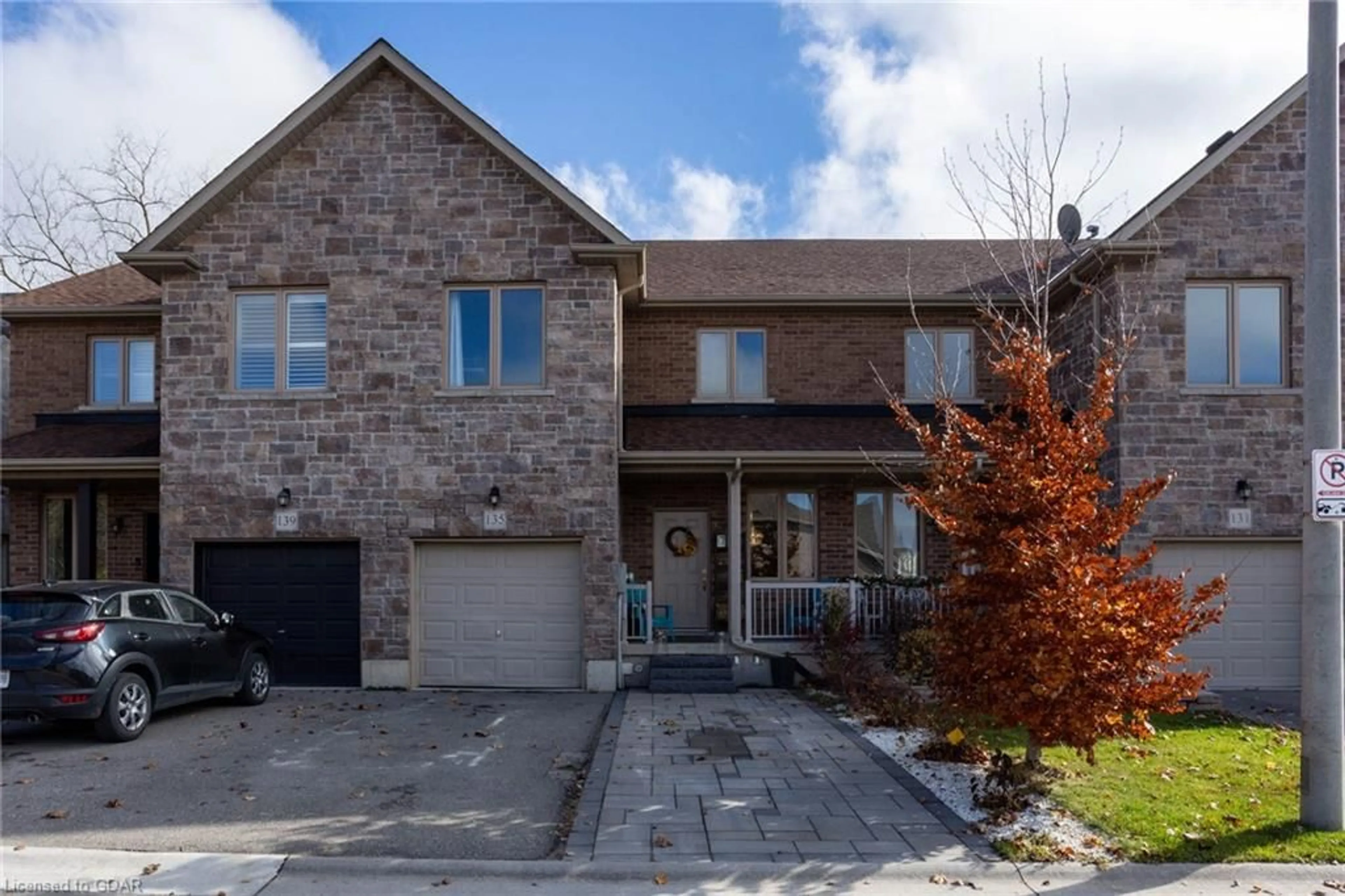 Home with brick exterior material for 135 Samuel Dr, Arthur Ontario N0G 1A0