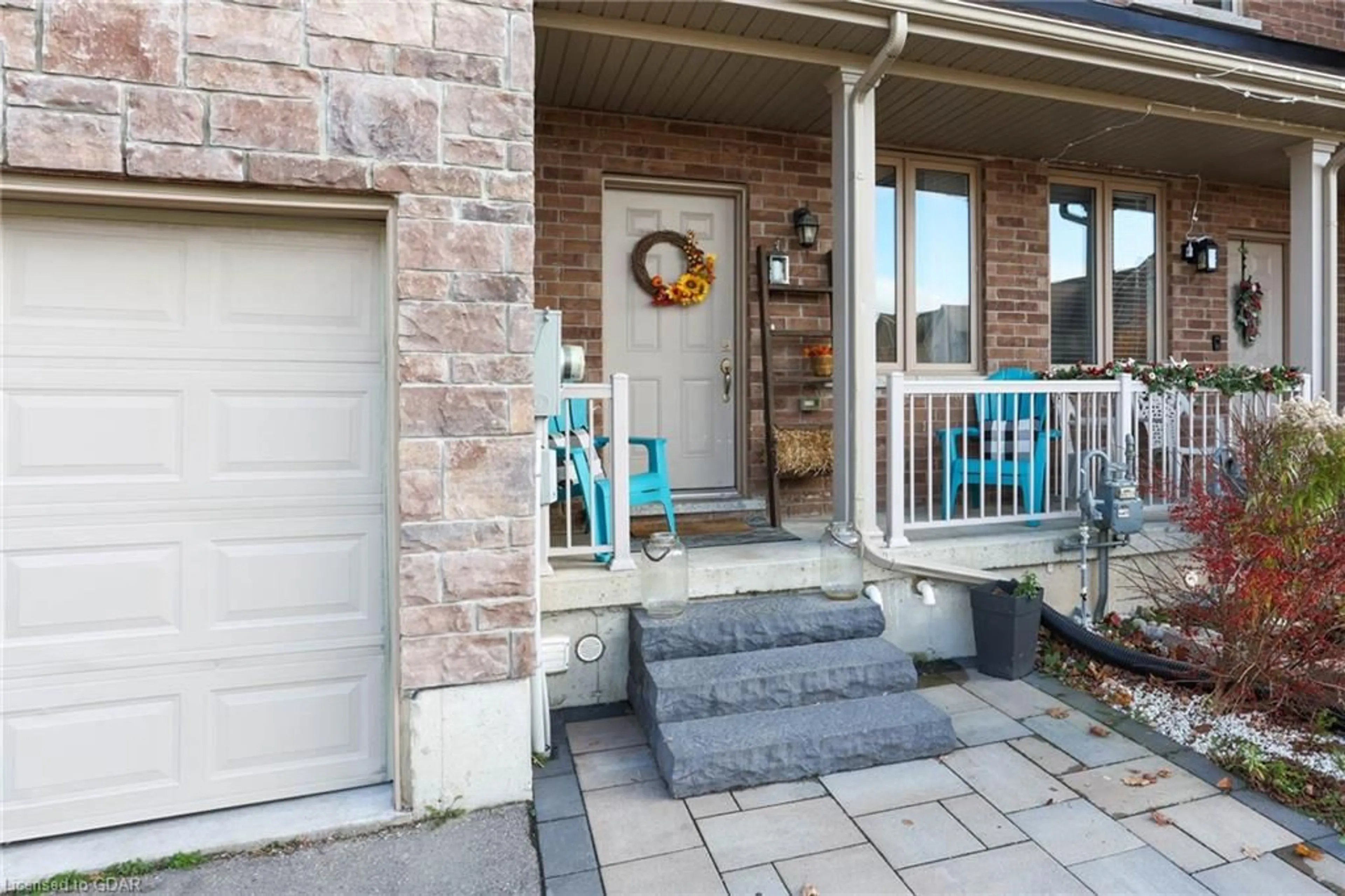 Indoor entryway, cement floor for 135 Samuel Dr, Arthur Ontario N0G 1A0