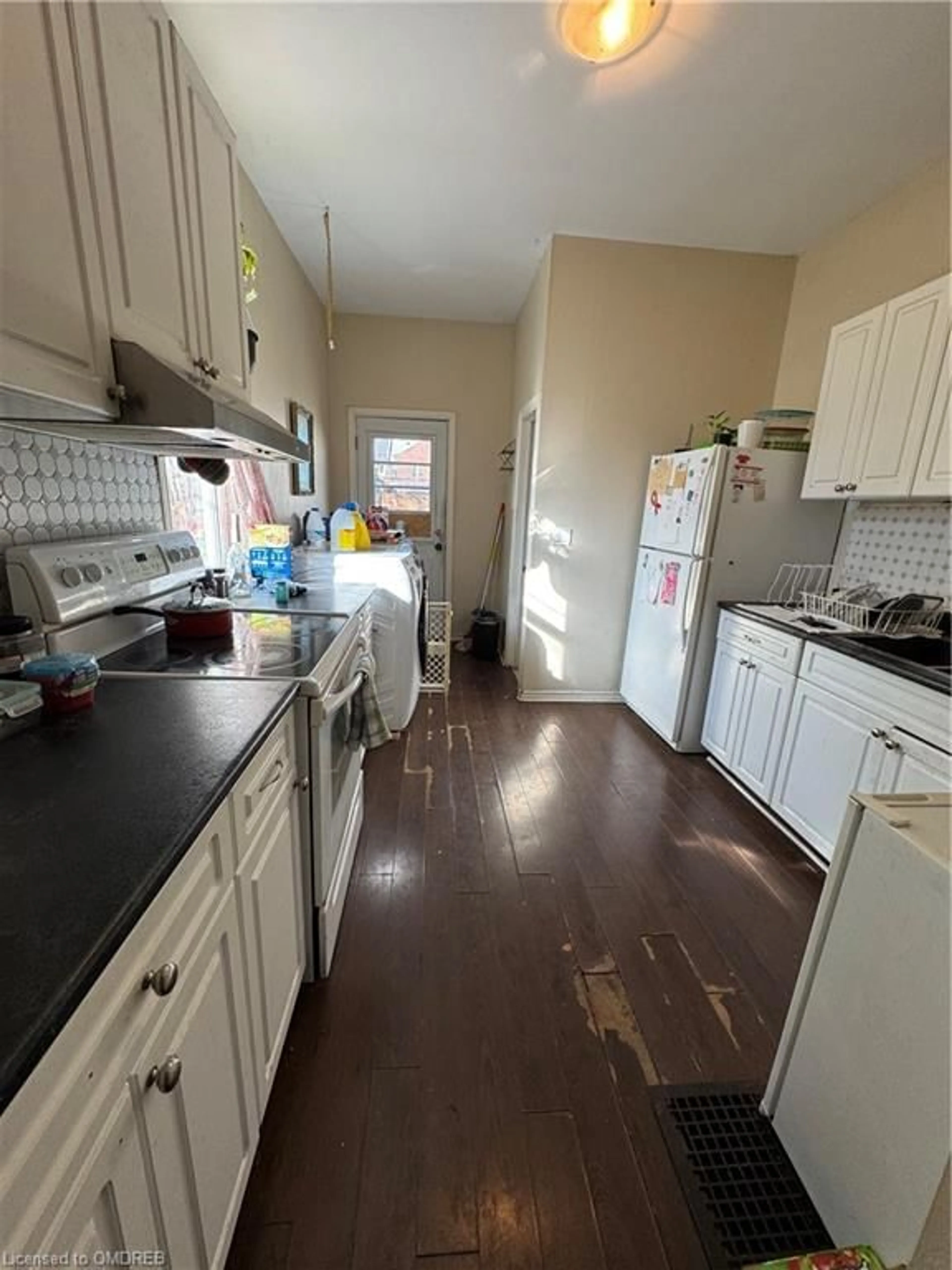 Kitchen, not visible floor for 73 Cathcart St, Hamilton Ontario L8R 1M6