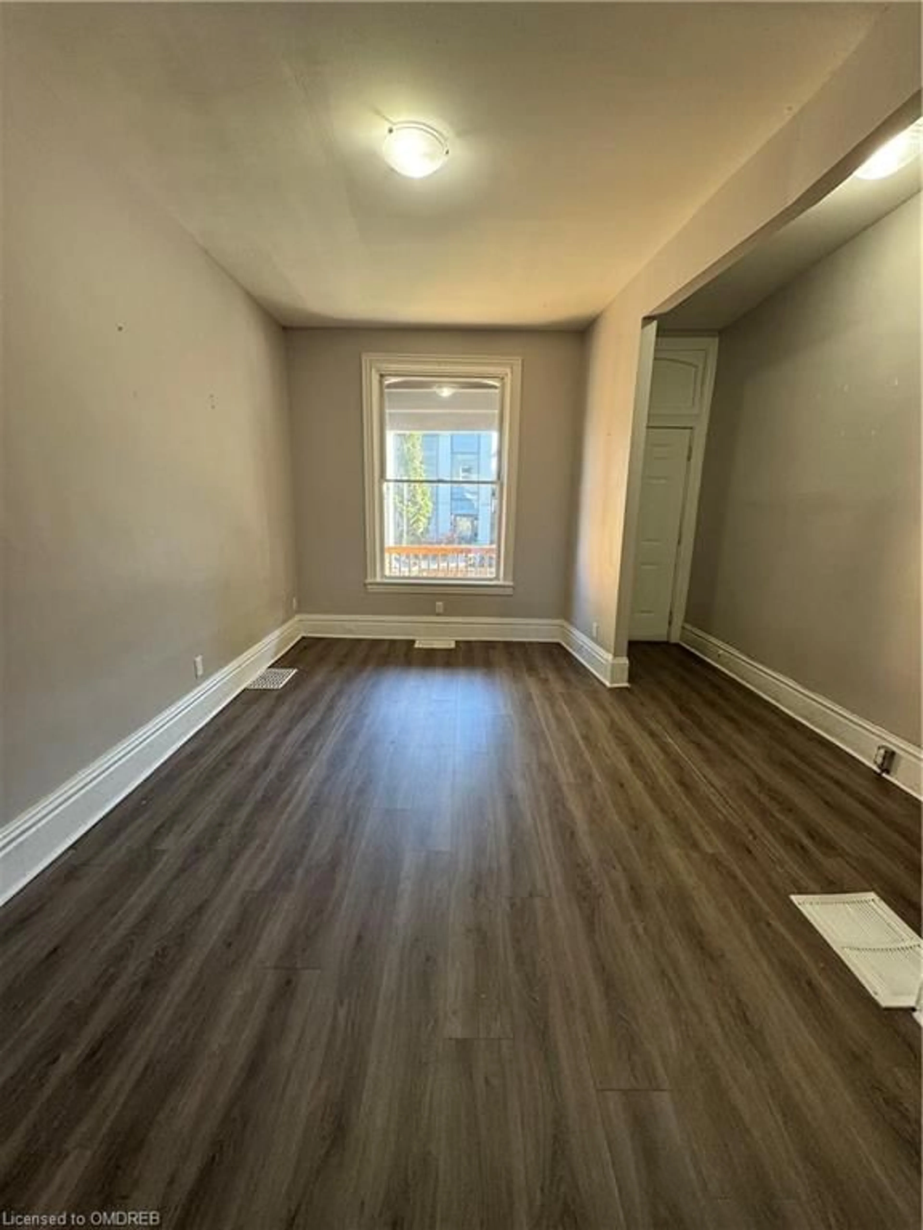 A pic of a room, unknown floor for 75 Cathcart St, Hamilton Ontario L8R 1M6