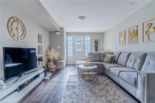 Additional property image - 75 Kehl St Unit 10