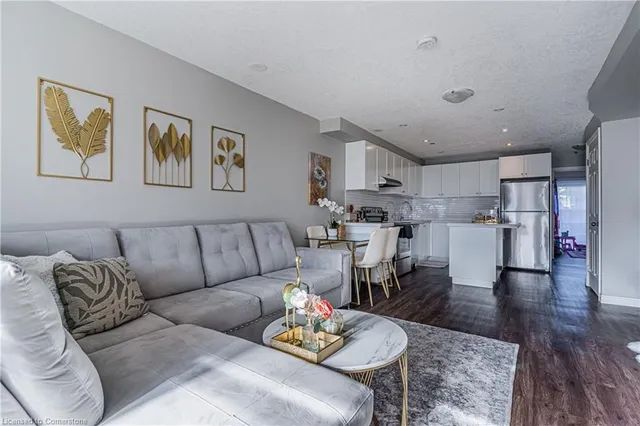 Additional property image - 75 Kehl St Unit 10
