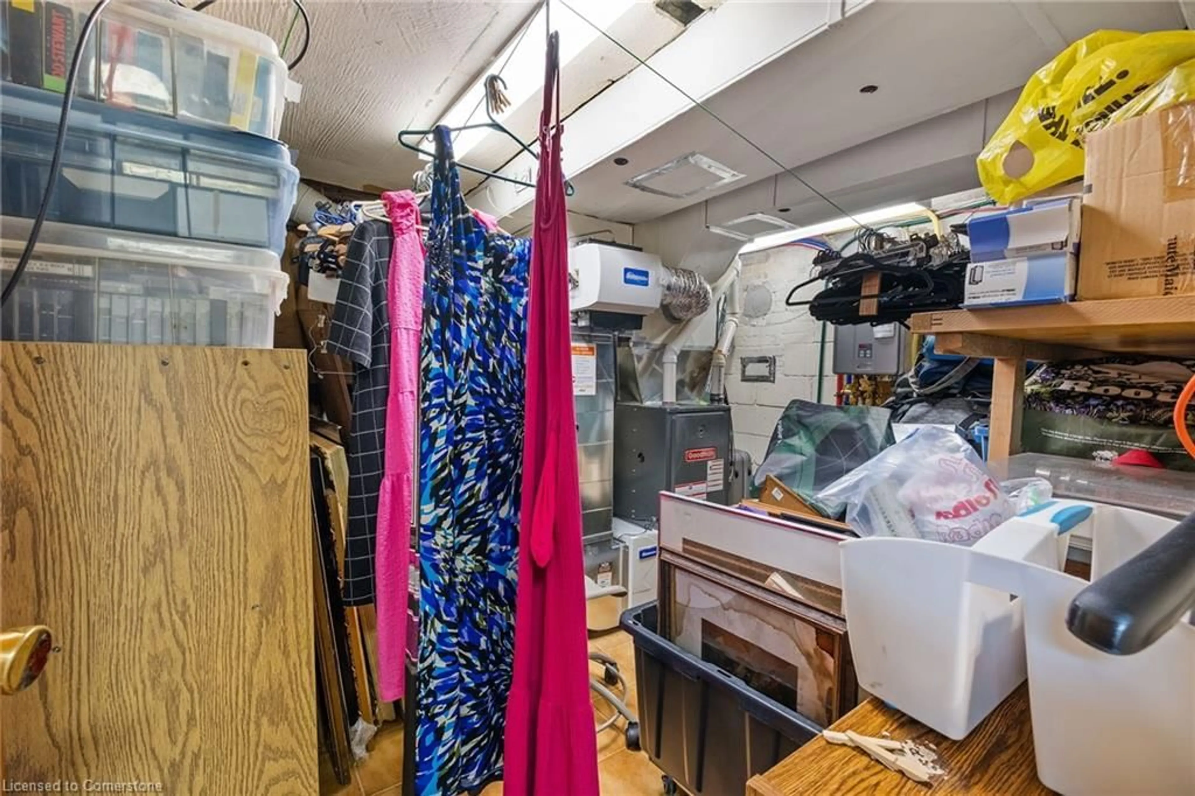 Storage room or clothes room or walk-in closet for 15 Rosewood Ave, Etobicoke Ontario M8Z 1X5