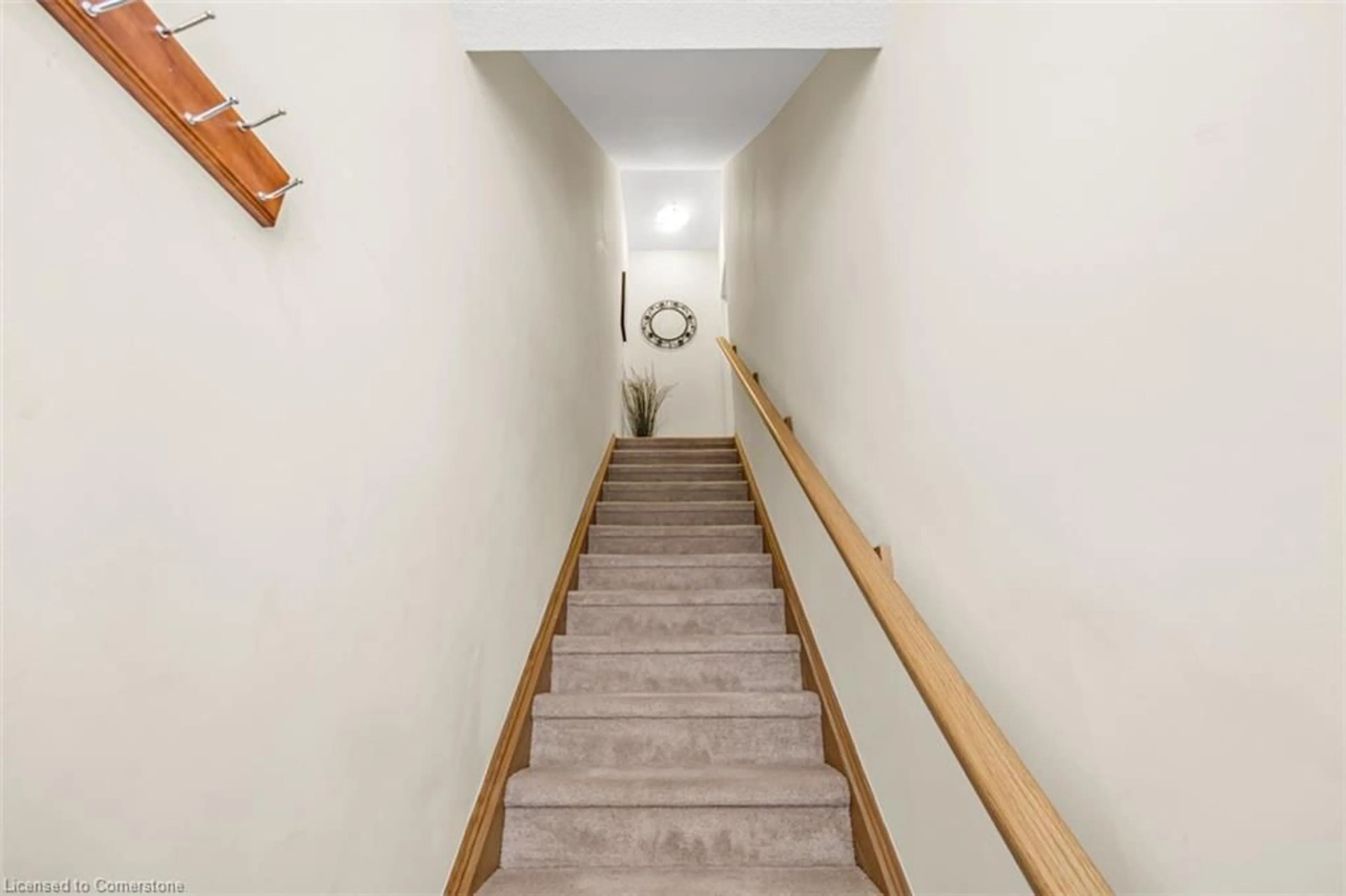 Stairs for 383 Dundas St #69, Waterdown Ontario L8B 1X6