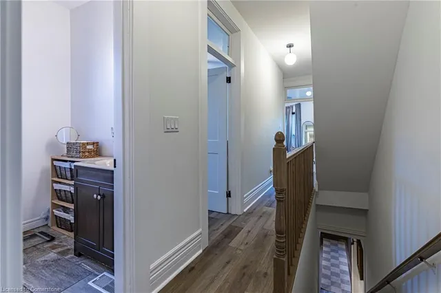 Additional property image - 185 1/2 Emerald St