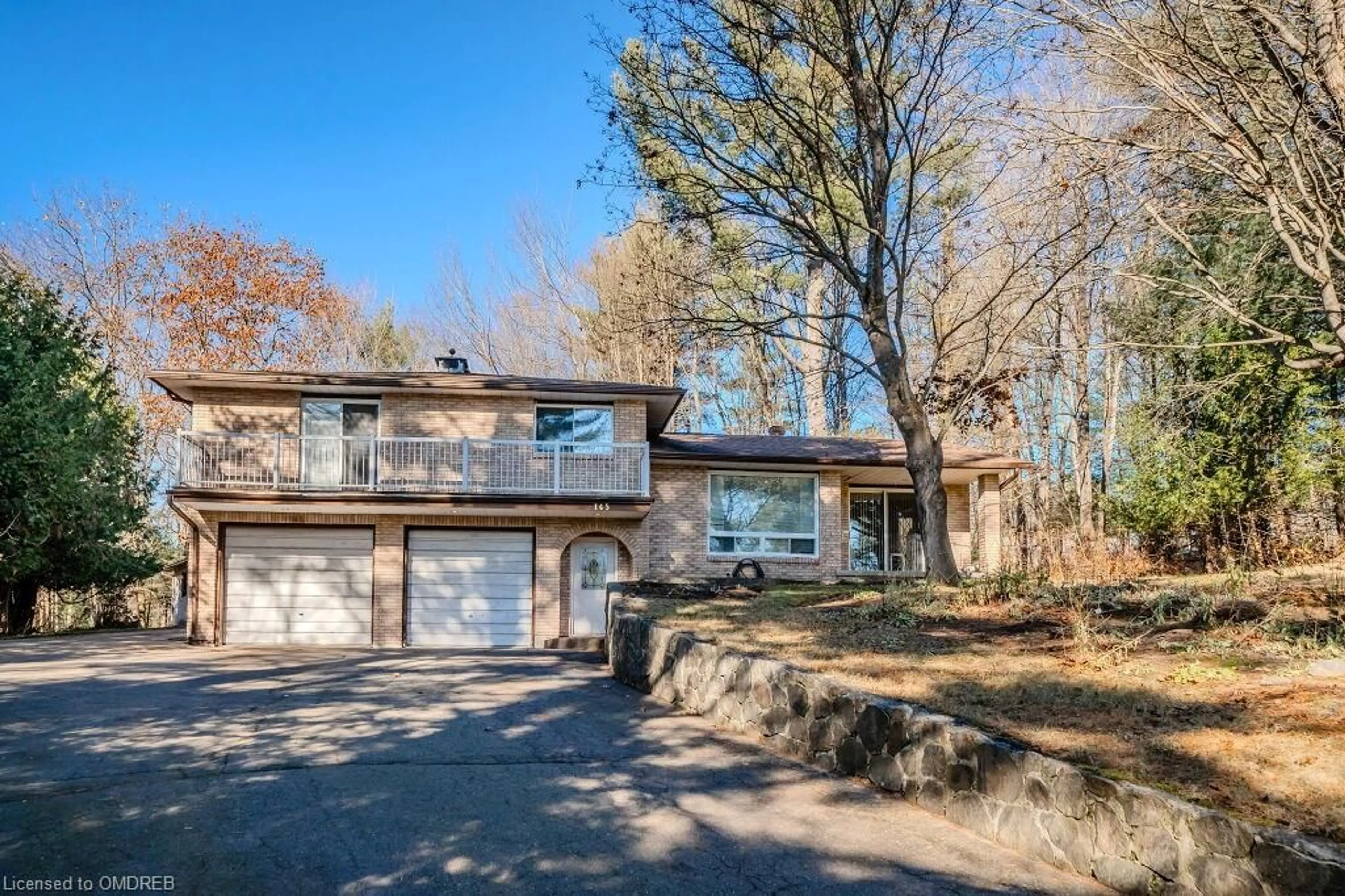 A pic from exterior of the house or condo, cottage for 145 Liddard St, Bracebridge Ontario P1L 1M5