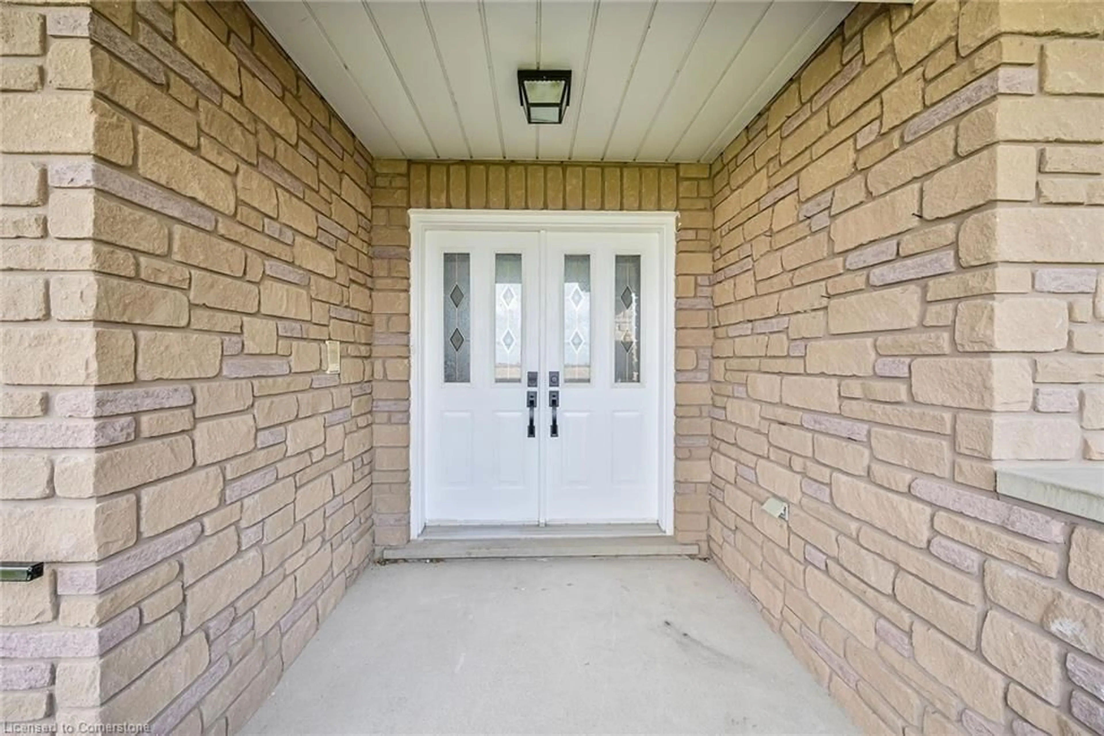 Indoor entryway, cement floor for 120 Second Rd, Stoney Creek Ontario L8J 3J2