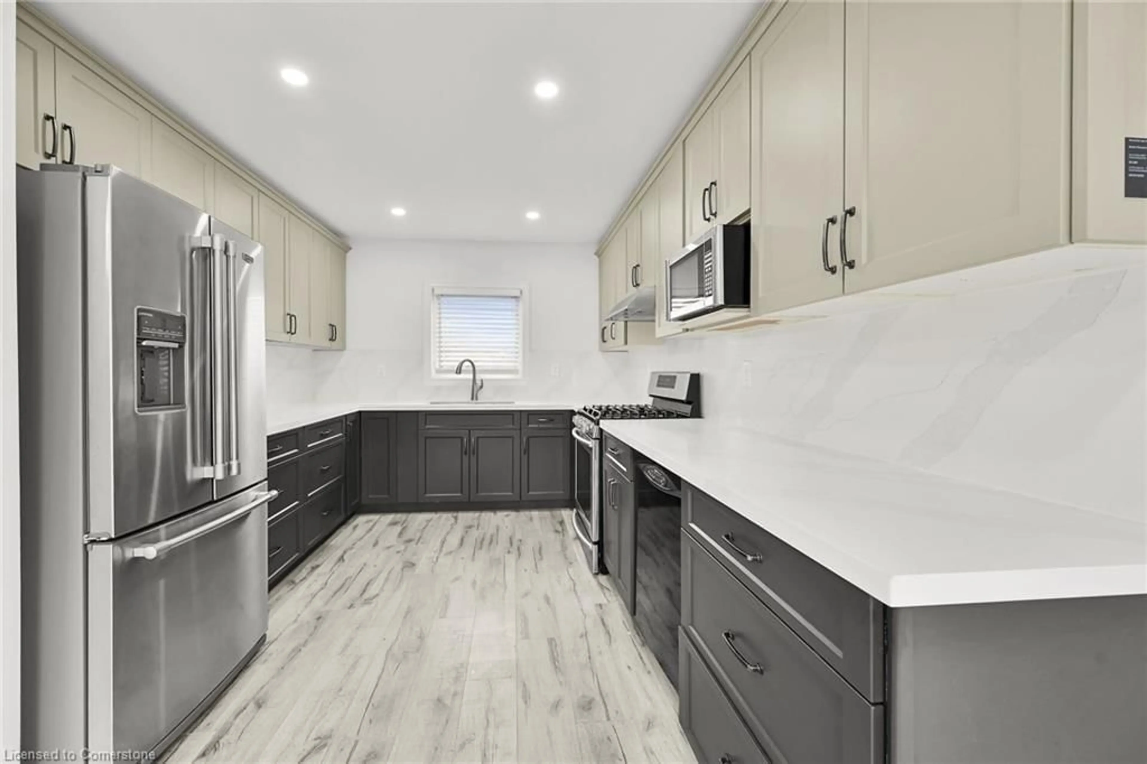 Open concept kitchen for 1320 Hwy 56, Glanbrook Ontario L0R 1P0