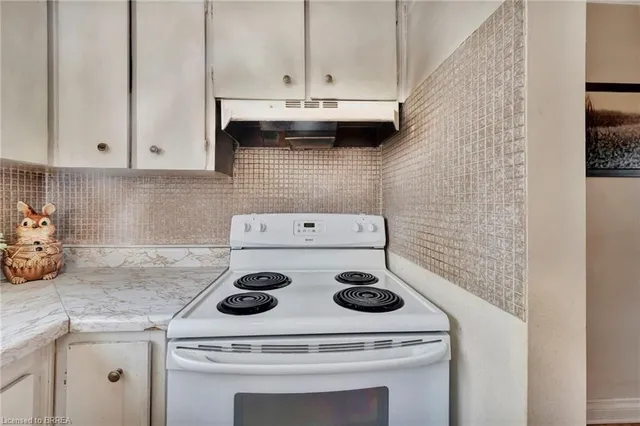 Additional property image - 161 Berkindale Dr Unit 5