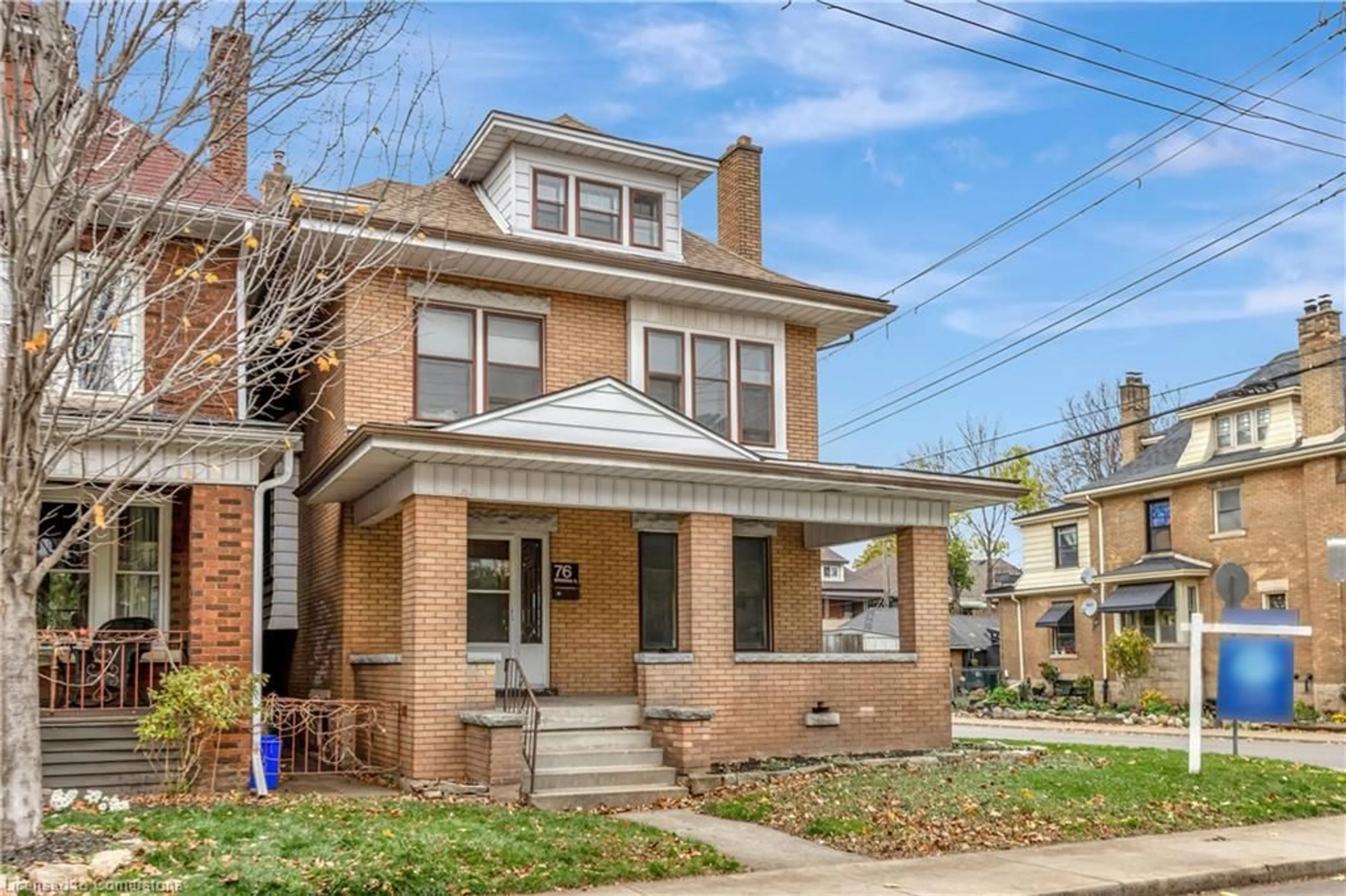 A pic from exterior of the house or condo, the street view for 76 Spadina Ave, Hamilton Ontario L8M 2X3