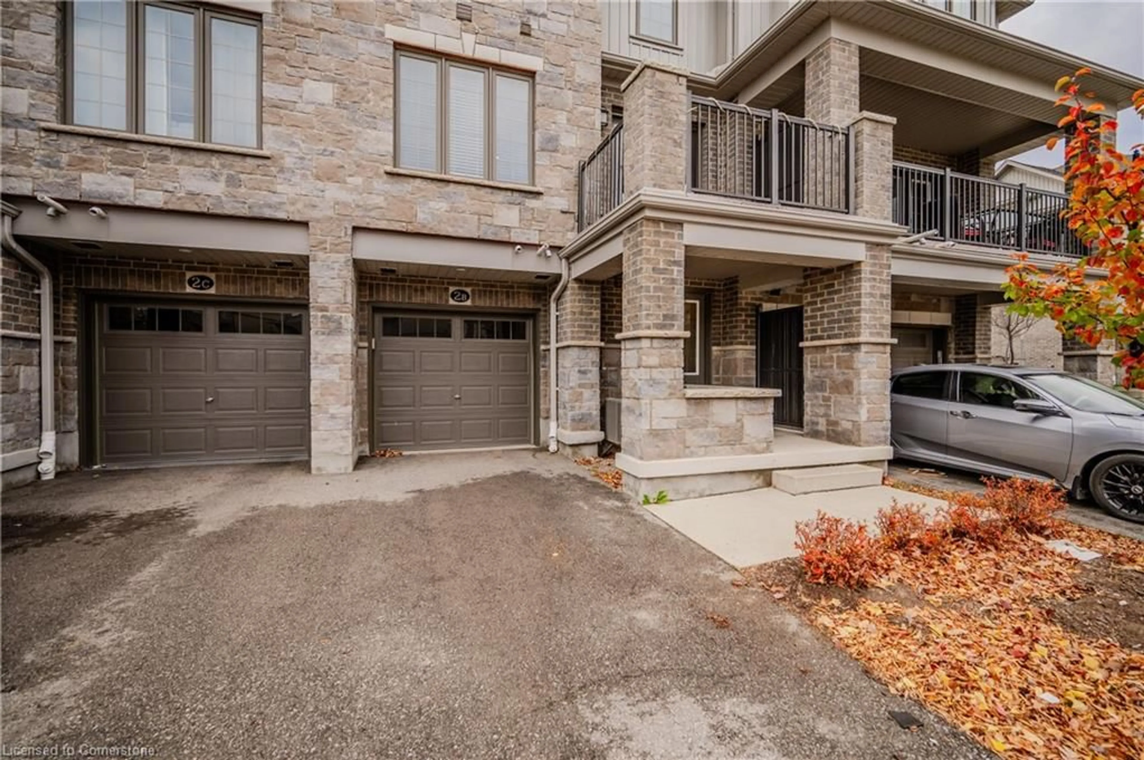 A pic from exterior of the house or condo, the street view for 115 South Creek Dr #2B, Kitchener Ontario N2P 0H2