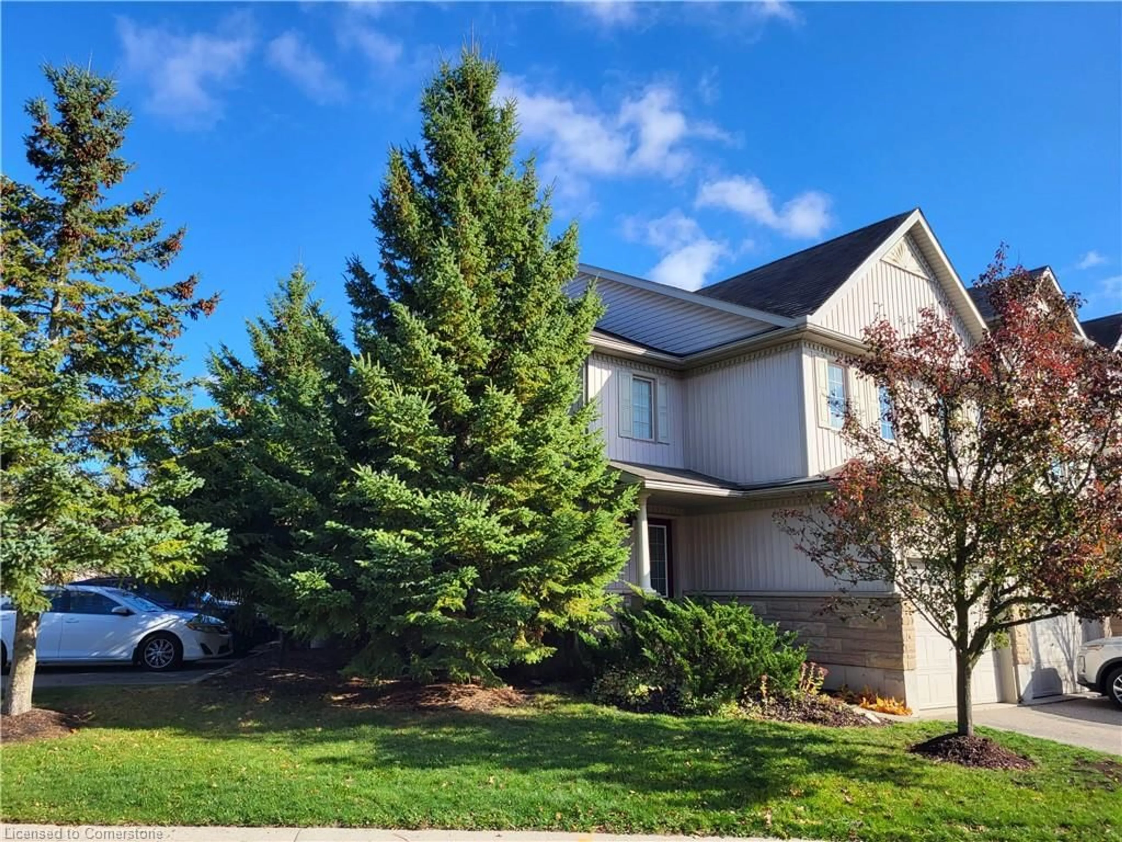 Frontside or backside of a home, the street view for 85 Bankside Dr #E34, Kitchener Ontario N2N 3M4