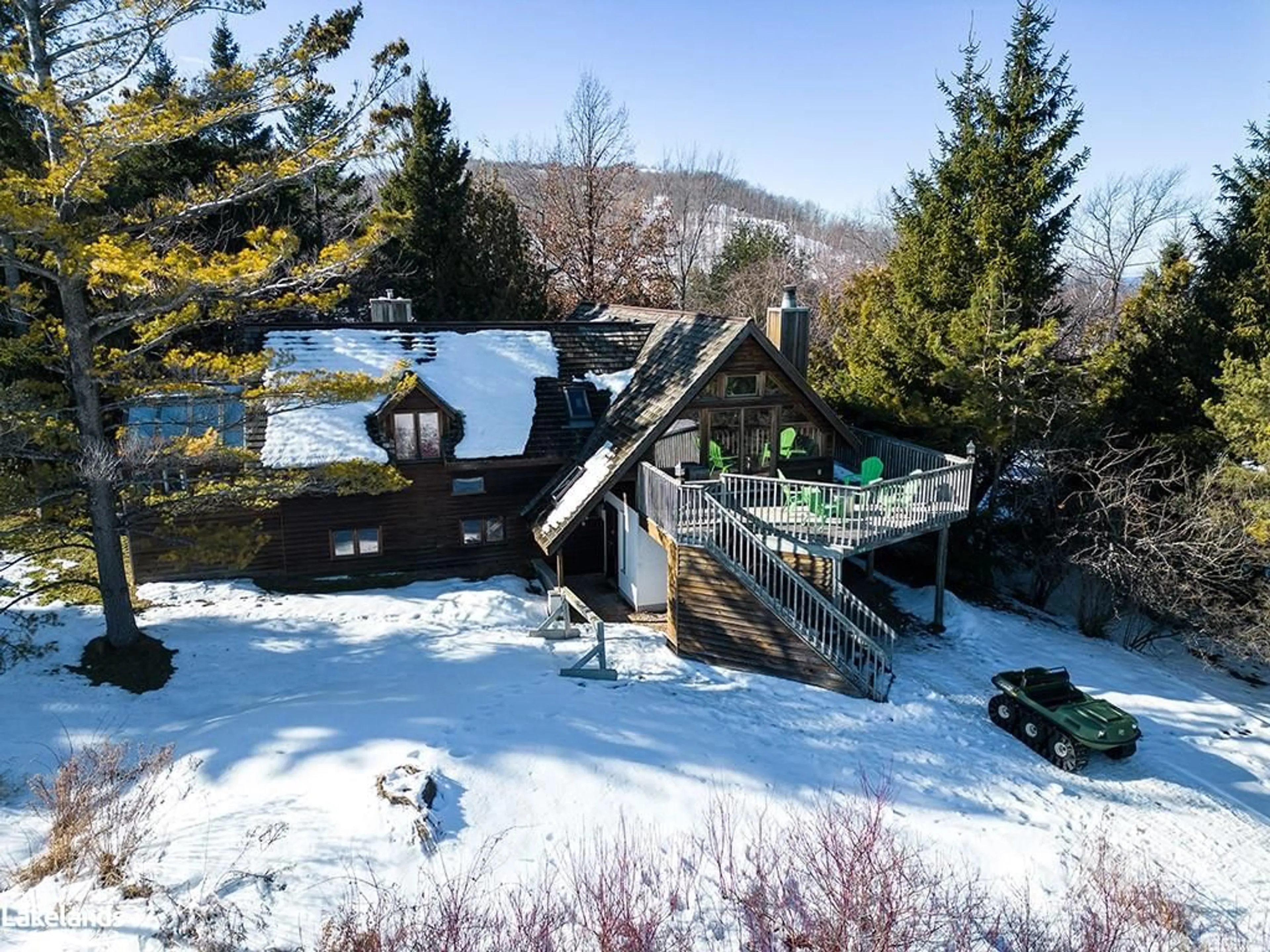 A pic from exterior of the house or condo, cottage for 242 Arrowhead Rd #4, The Blue Mountains Ontario L9Y 0S1