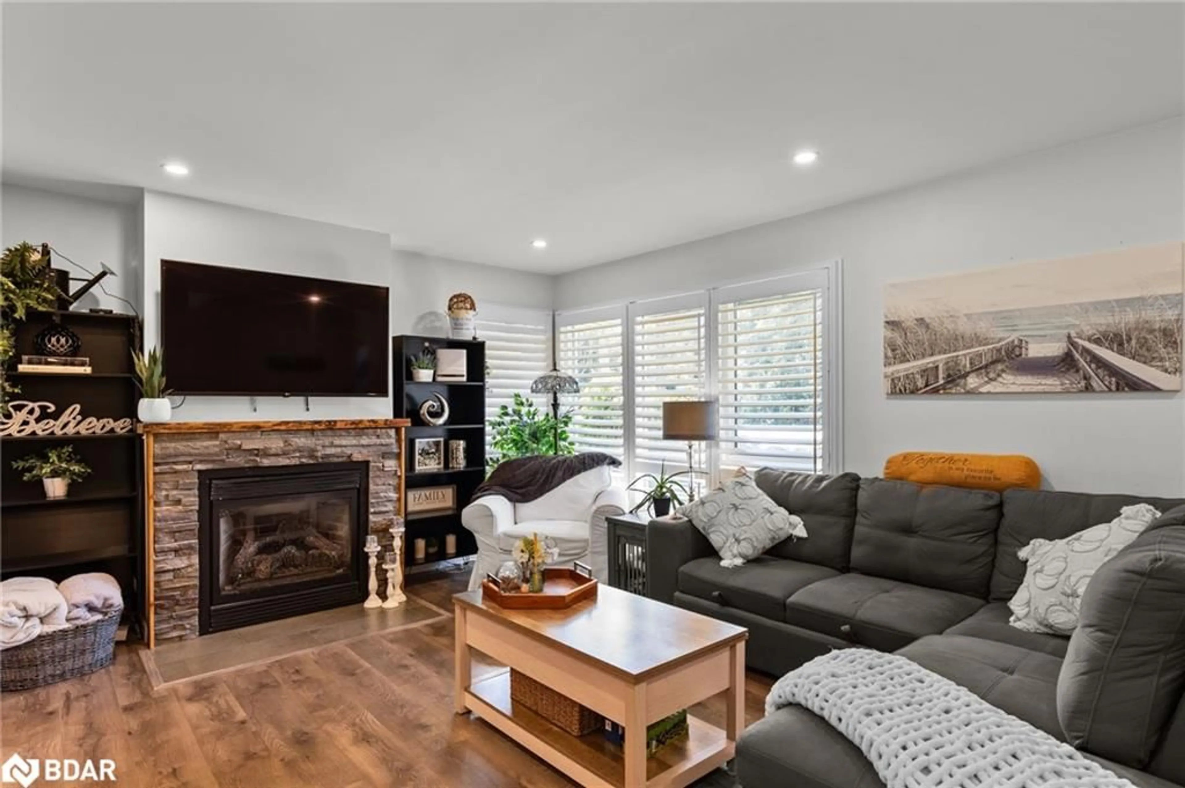 Living room, wood floors for 1551 Gill Rd, Midhurst Ontario L0L 1X0