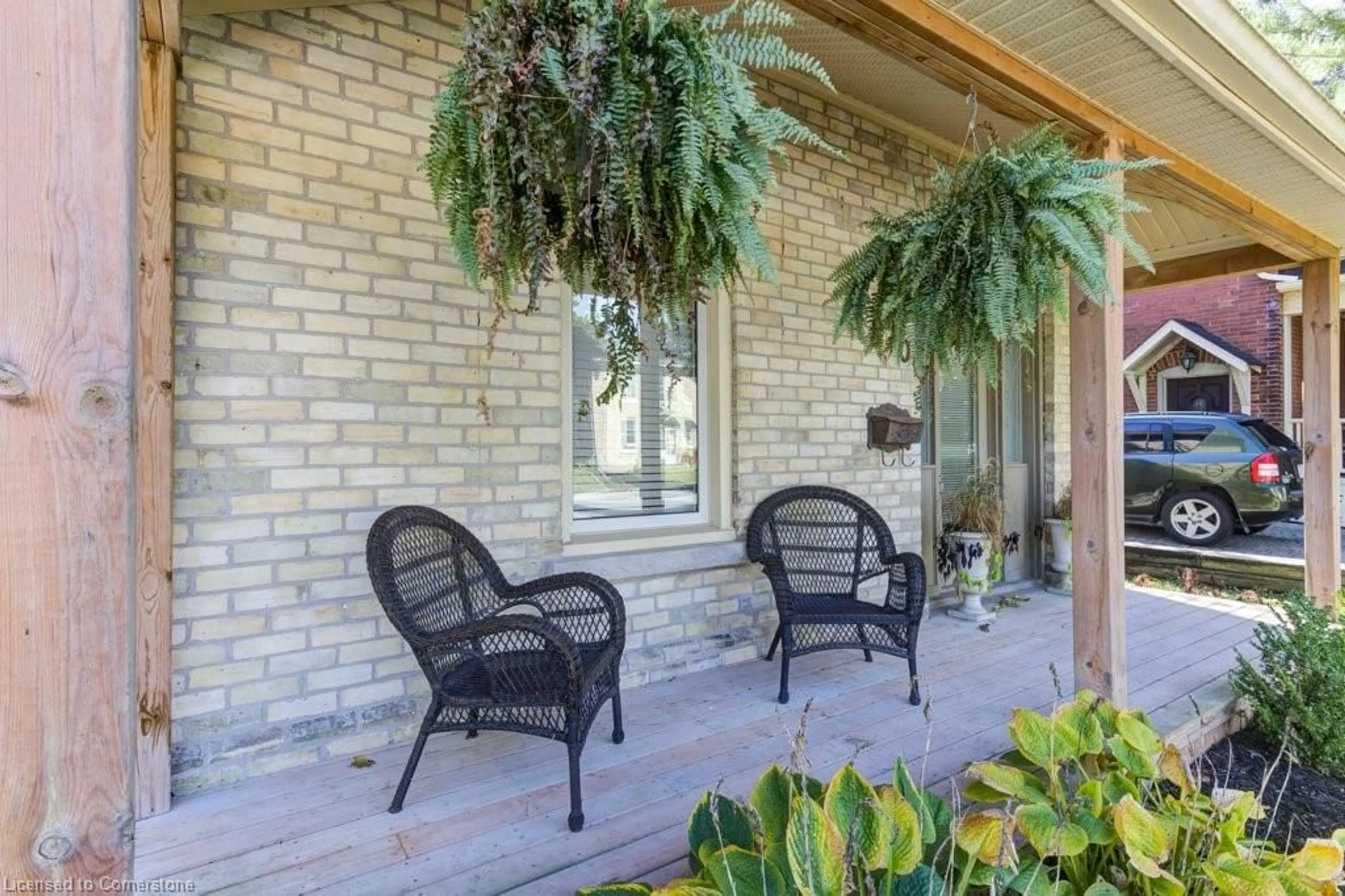 Patio, cottage for 370 Main St, Palmerston Ontario N0G 2P0