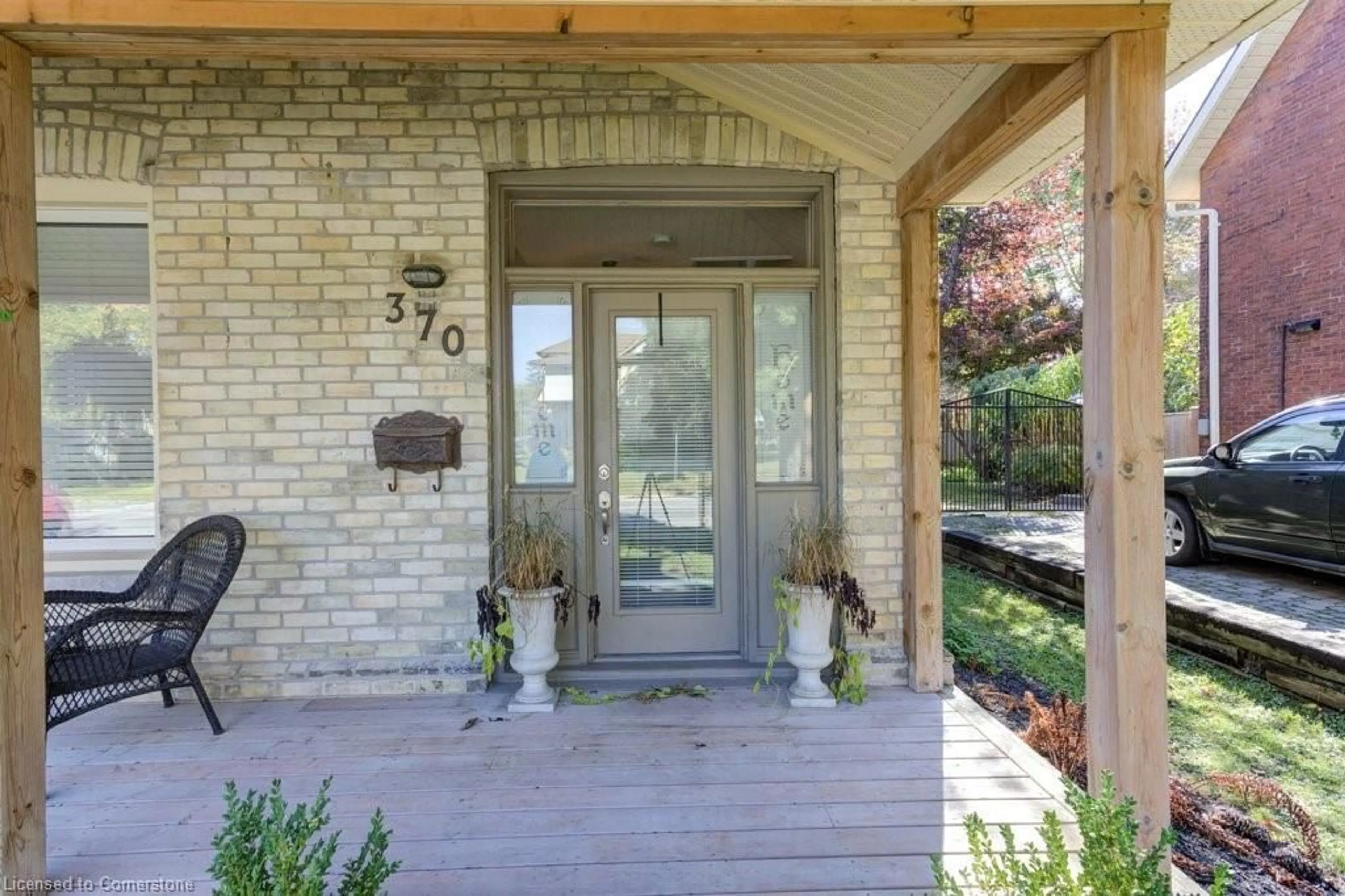 Indoor entryway, wood floors for 370 Main St, Palmerston Ontario N0G 2P0