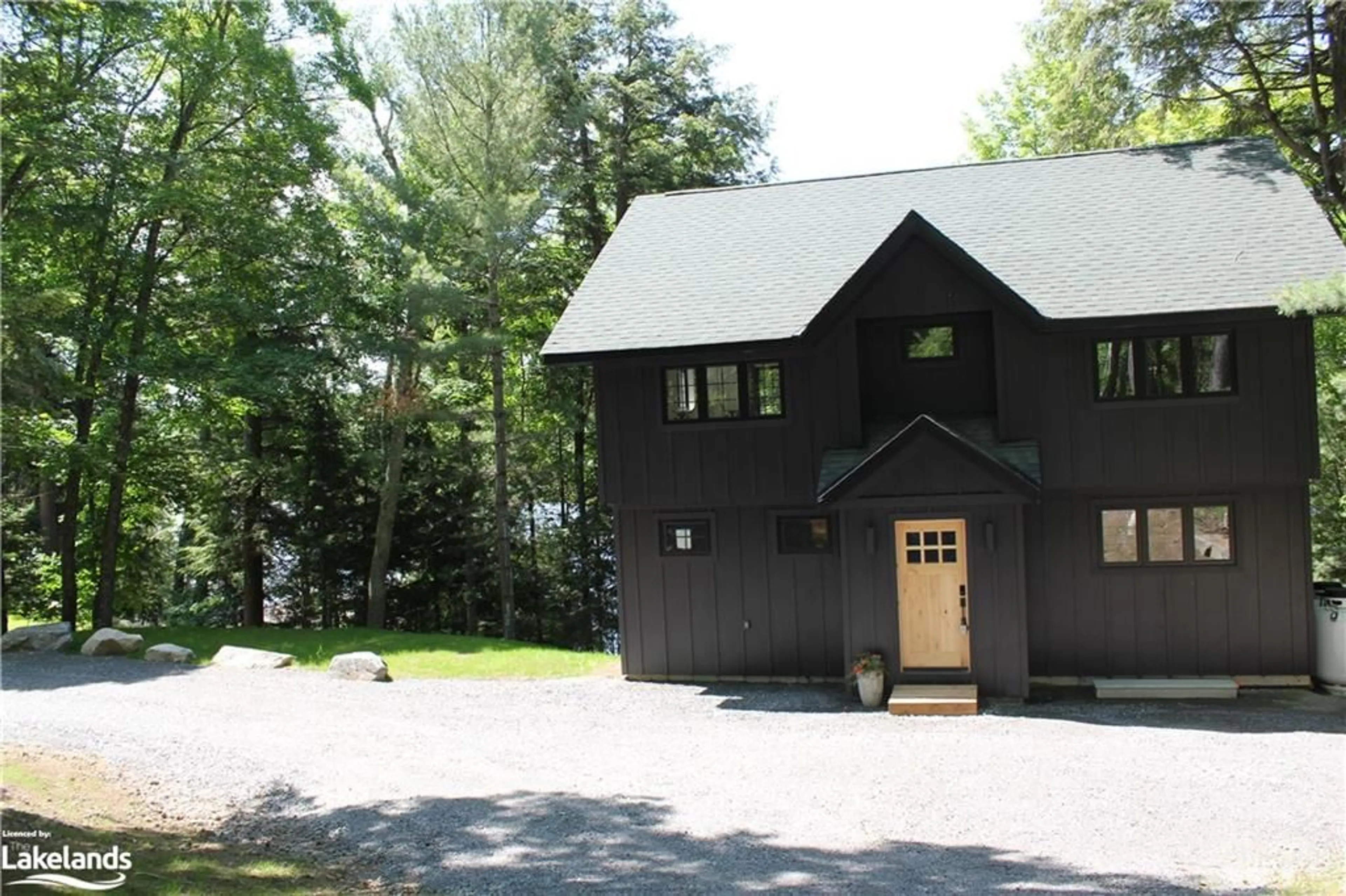 Frontside or backside of a home, cottage for 204 Wurm Rd, Magnetawan Ontario P0A 1P0