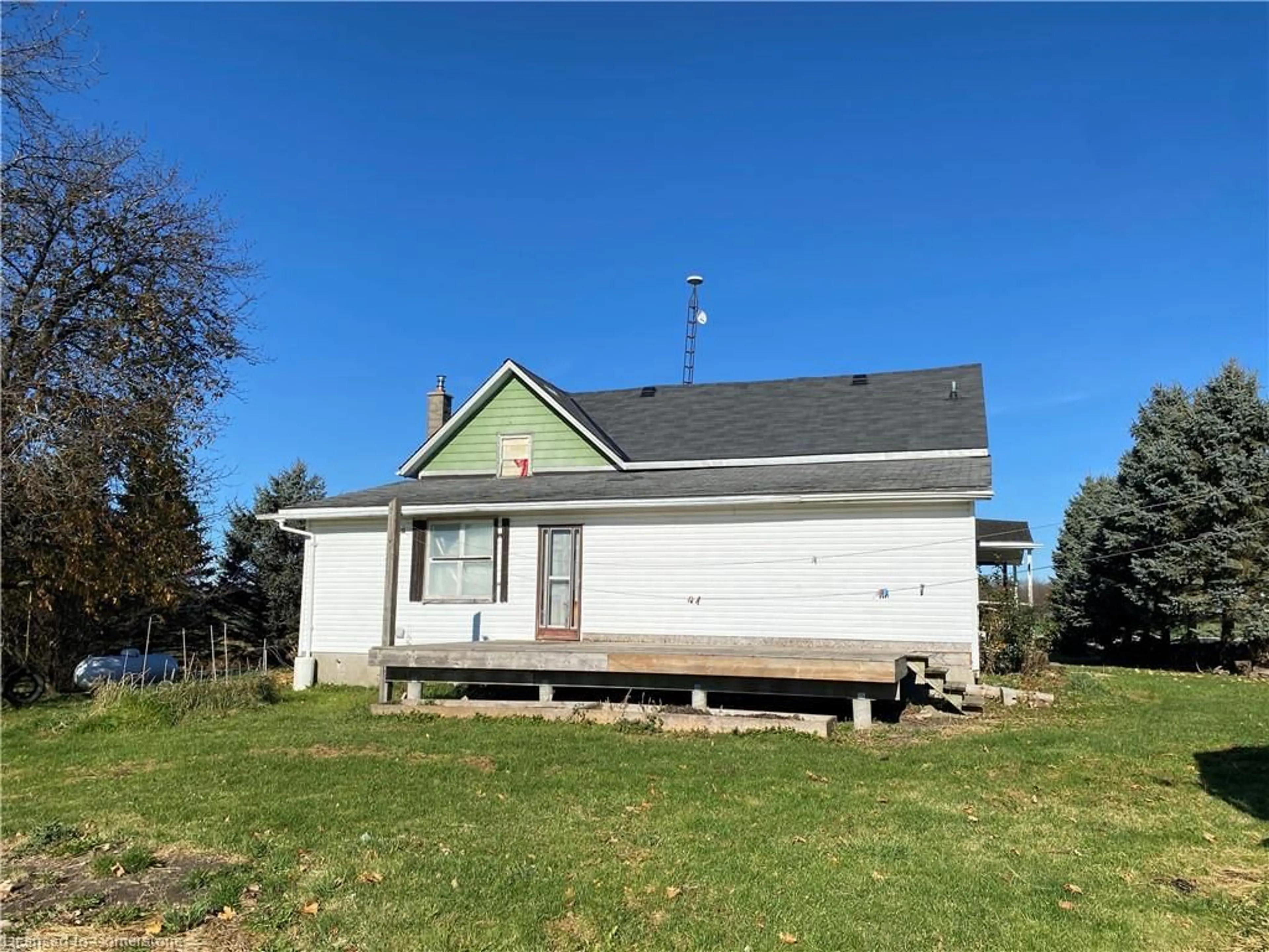 Frontside or backside of a home, cottage for 1766 Thompson Rd, Waterford Ontario N0E 1Y0