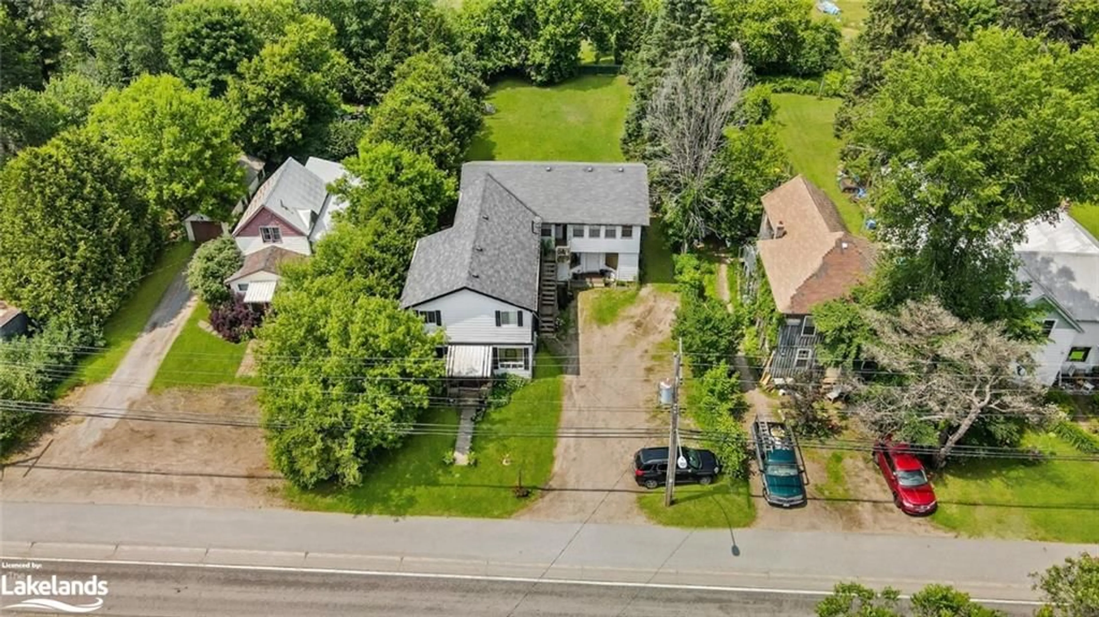 Frontside or backside of a home, the street view for 2289 Loop Rd, Wilberforce Ontario K0L 3C0