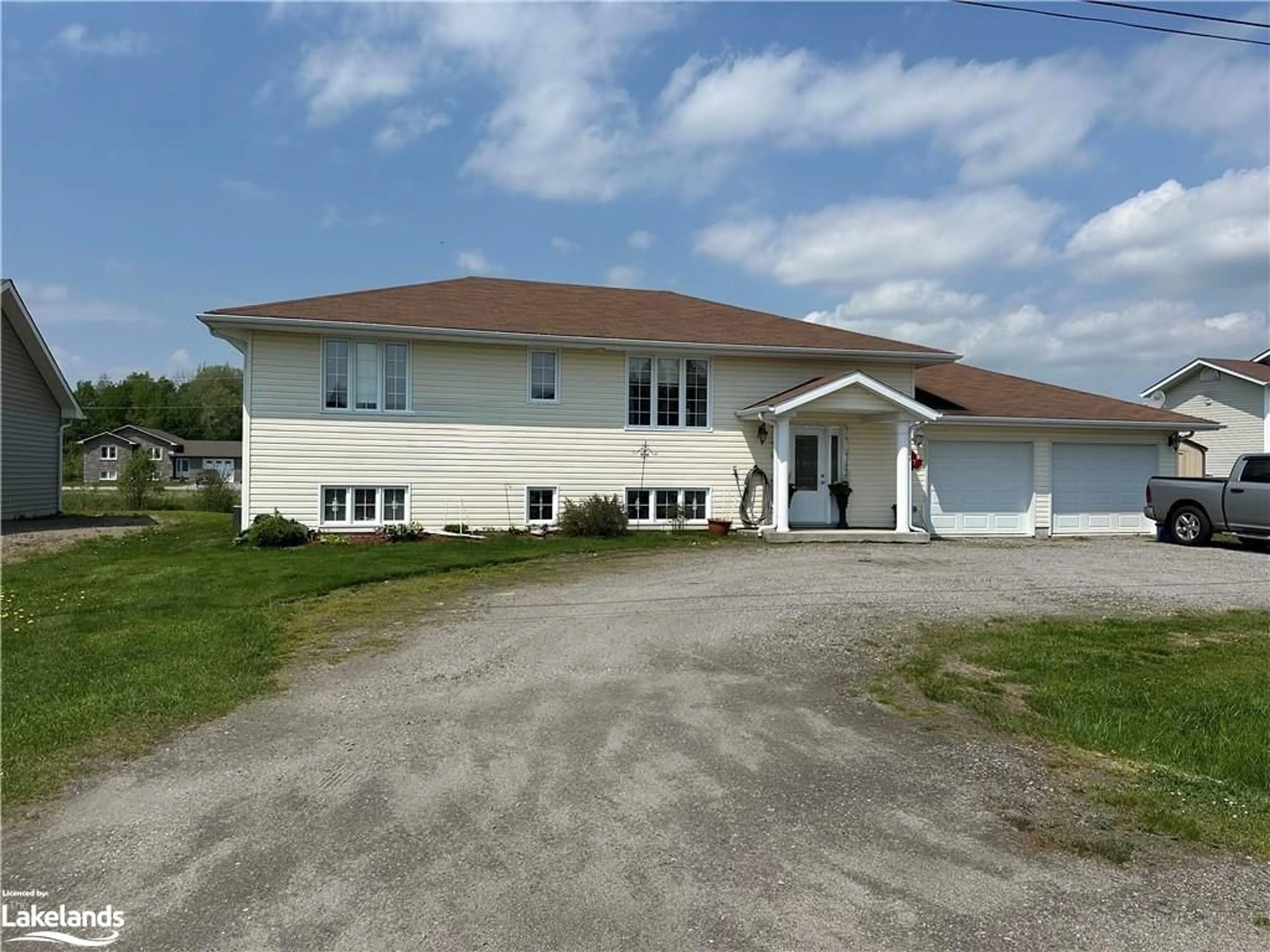 Frontside or backside of a home, the front or back of building for 37 Tamerack Ave, Sturgeon Falls Ontario P2B 3H3