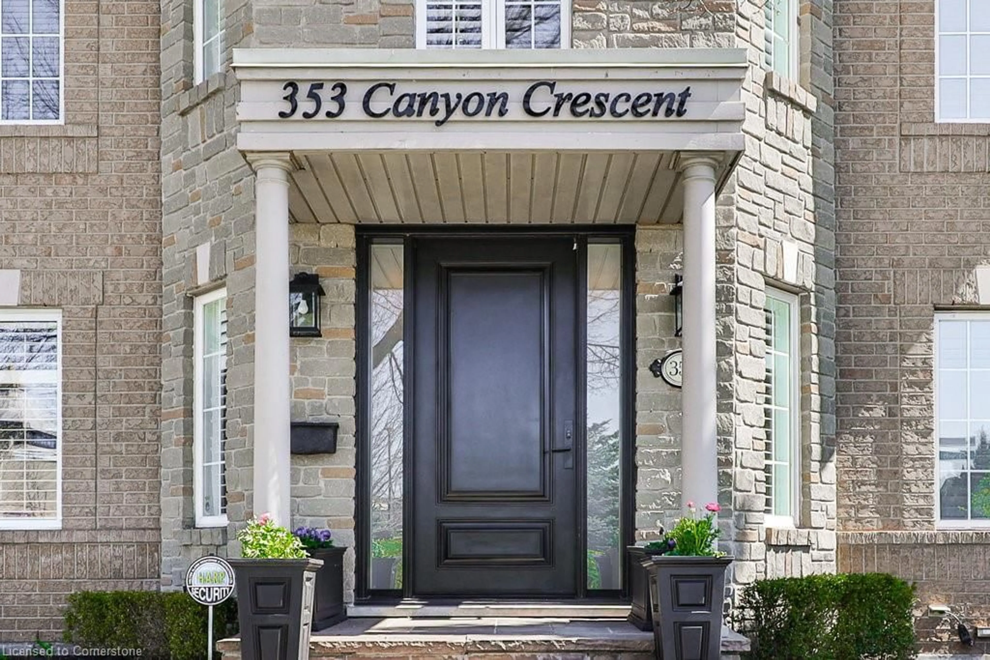 Indoor foyer, cement floor for 353 Canyon Cres, Oakville Ontario L6H 5T3