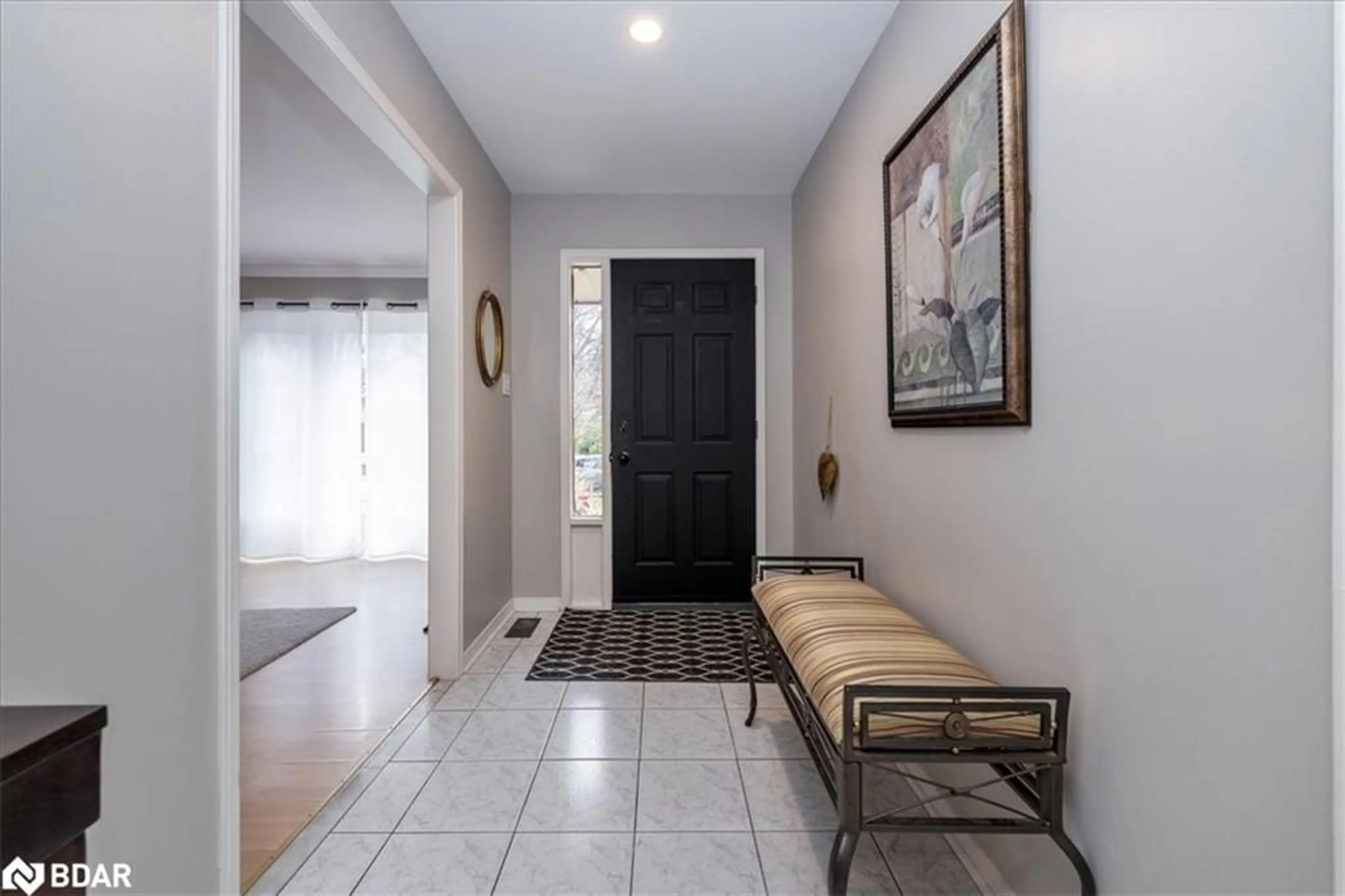 Indoor foyer, wood floors for 9 Cuthbert St, Barrie Ontario L4N 6X7