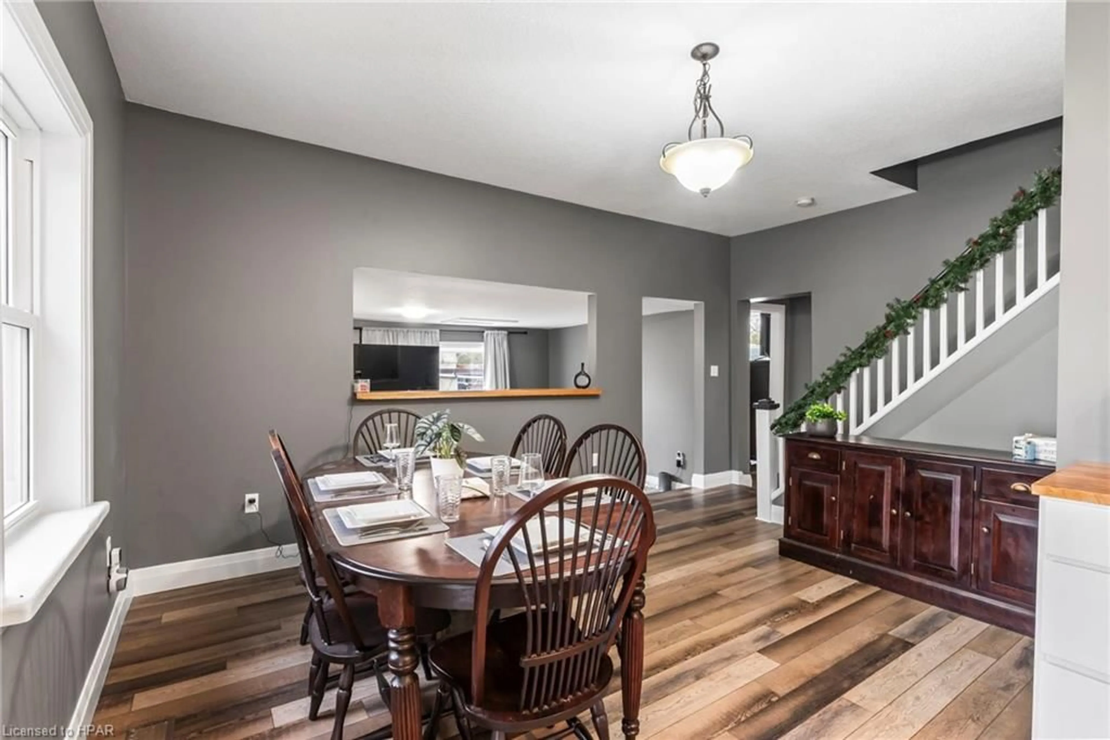 Dining room, wood floors, cottage for 53 Robertson St, Harriston Ontario N0G 1Z0