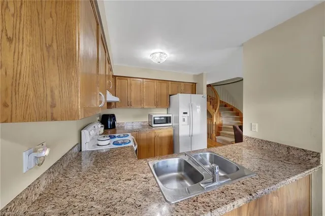 Additional property image - 38 Cedarville Dr