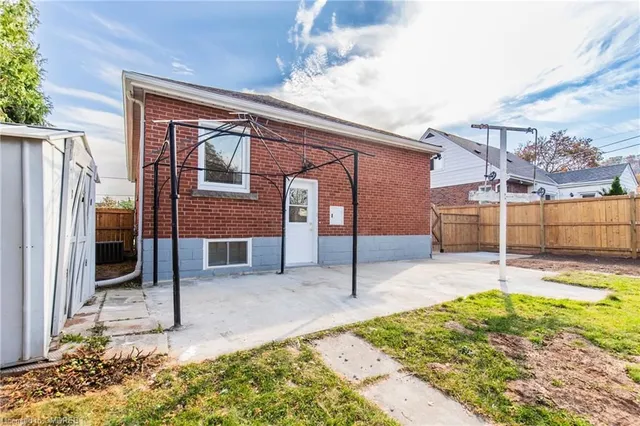Additional property image - 46 Upper Walker Ave