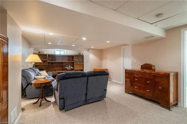 Additional property image - 44 Greentrail Dr